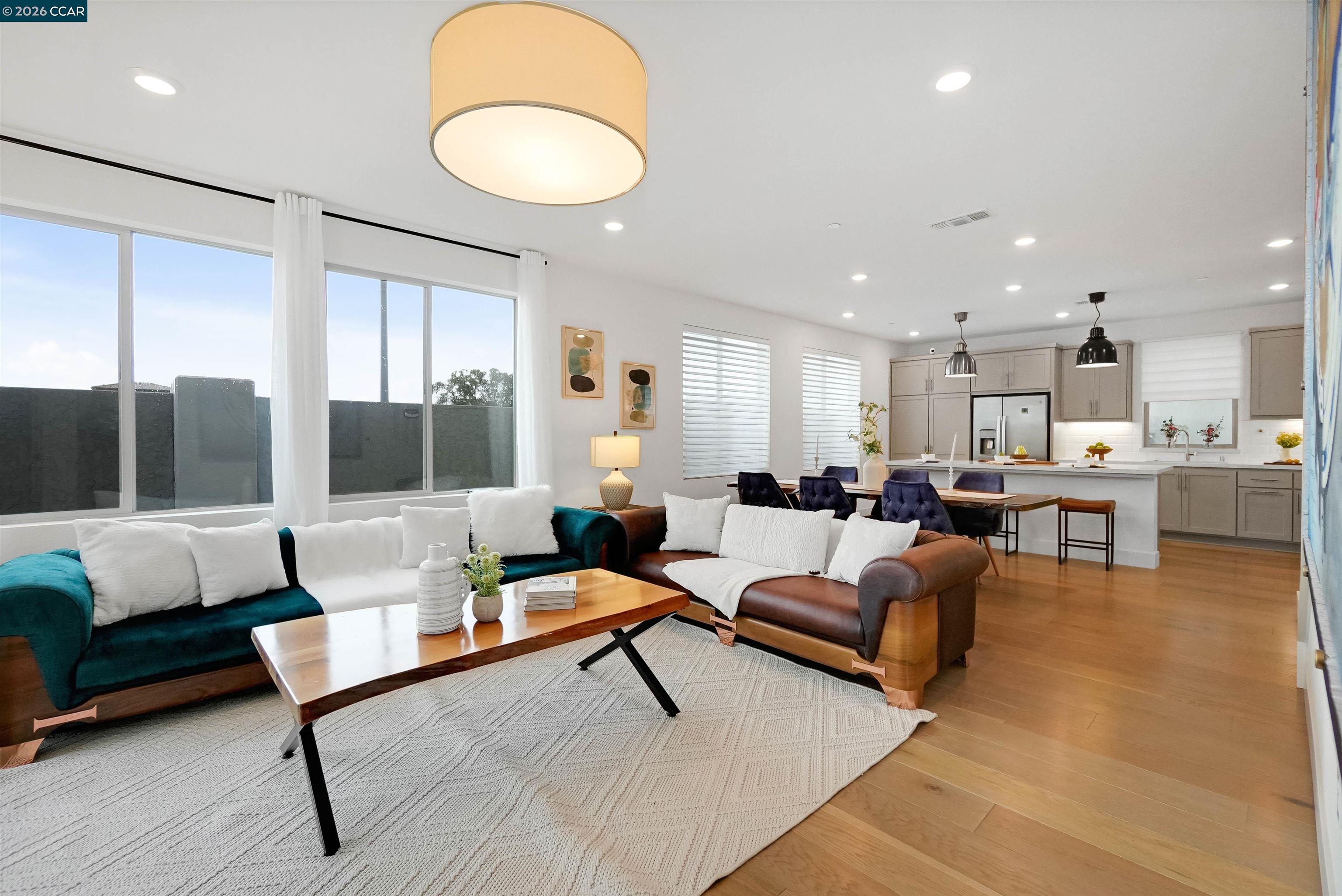 Detail Gallery Image 6 of 60 For 5860 Silhouette Ct, Dublin,  CA 94568 - 5 Beds | 4 Baths