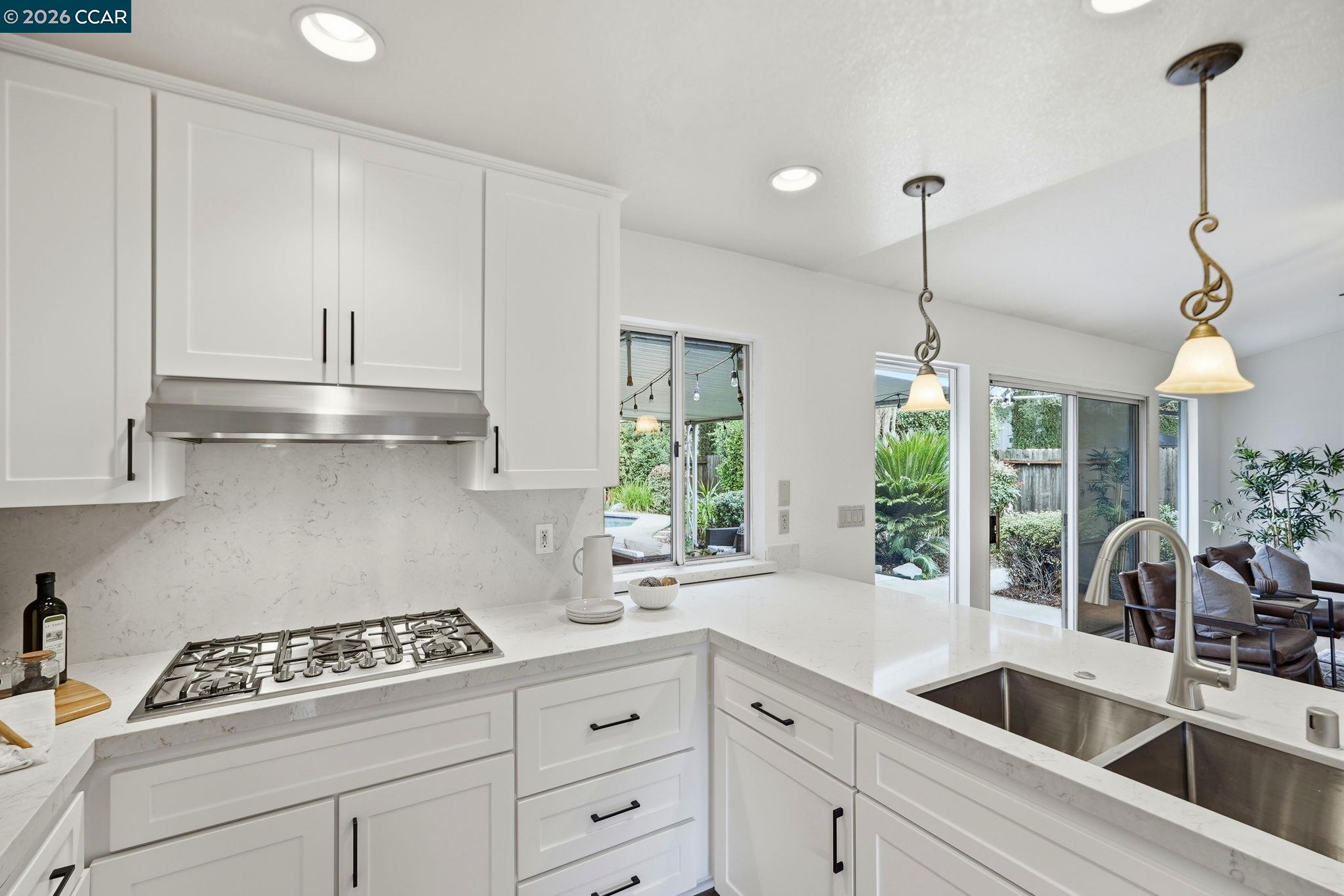 Detail Gallery Image 17 of 46 For 5585 Tudor Way, Loomis,  CA 95650 - 3 Beds | 2 Baths