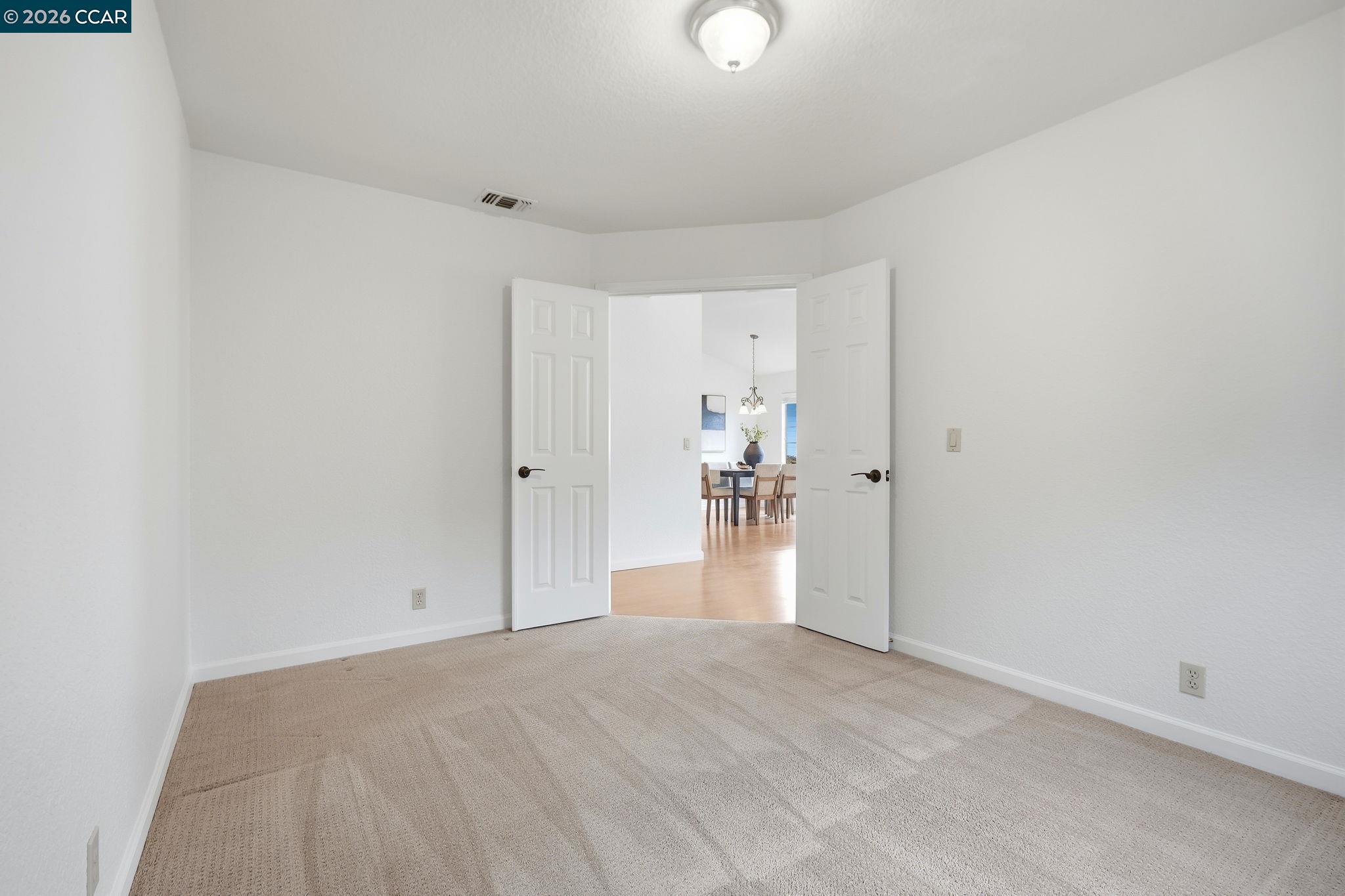 Detail Gallery Image 22 of 46 For 5585 Tudor Way, Loomis,  CA 95650 - 3 Beds | 2 Baths