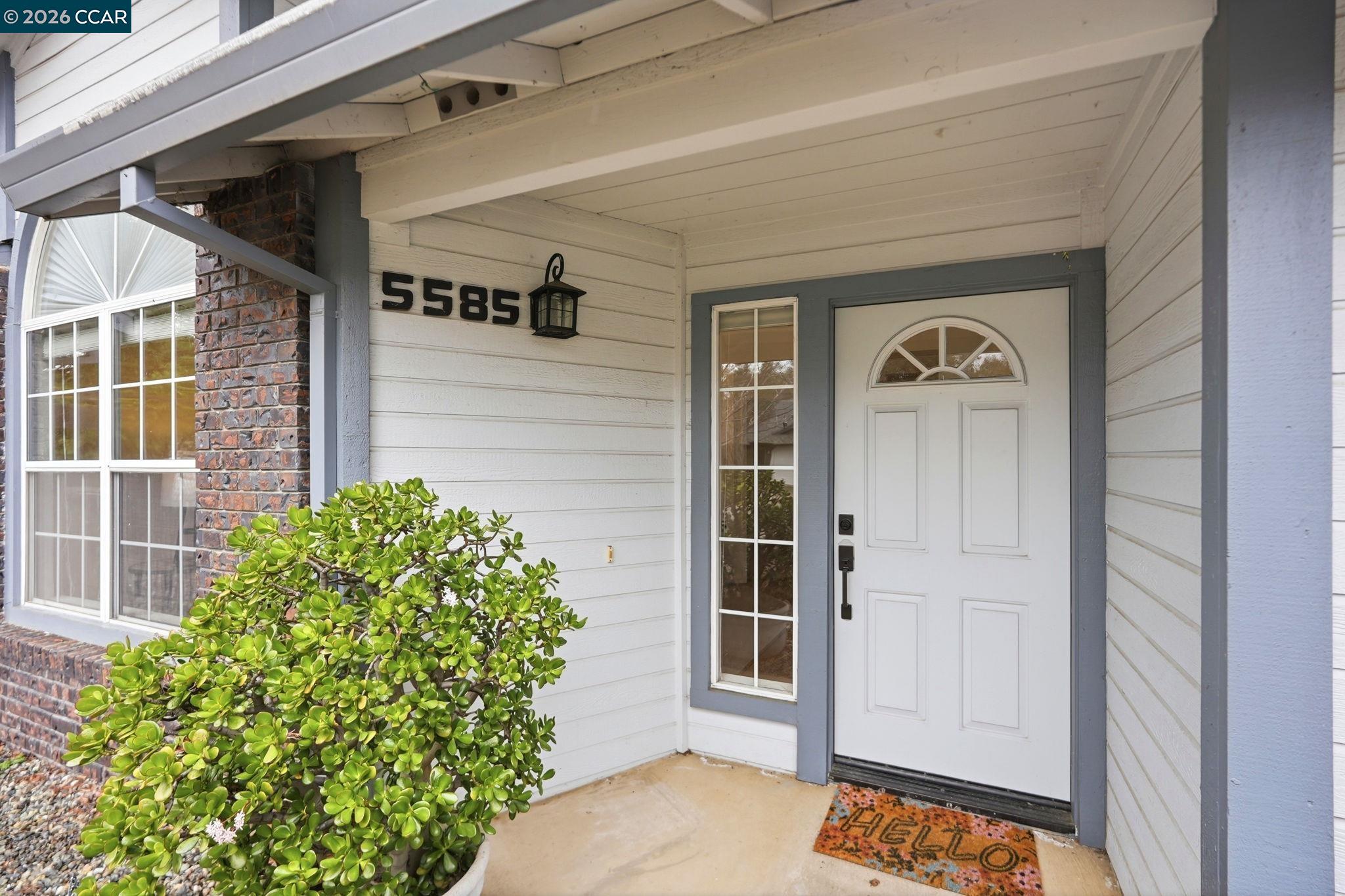 Detail Gallery Image 7 of 46 For 5585 Tudor Way, Loomis,  CA 95650 - 3 Beds | 2 Baths