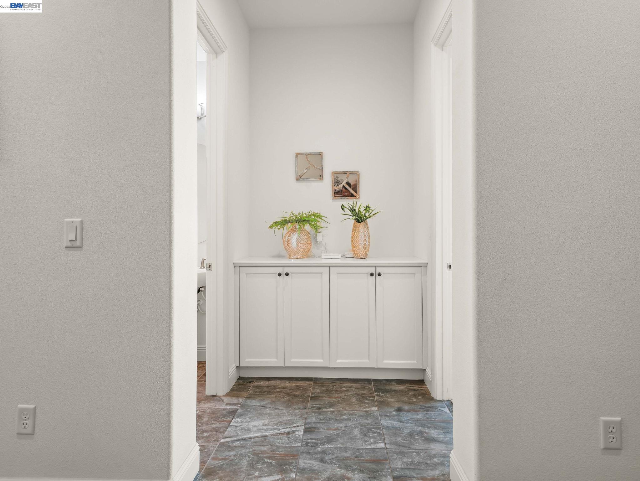 Detail Gallery Image 21 of 60 For 2094 Elderberry Dr, San Ramon,  CA 94582 - 5 Beds | 5/1 Baths