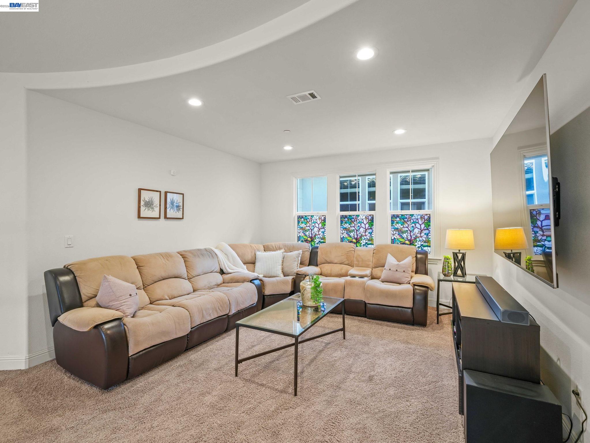 Detail Gallery Image 26 of 60 For 2094 Elderberry Dr, San Ramon,  CA 94582 - 5 Beds | 5/1 Baths