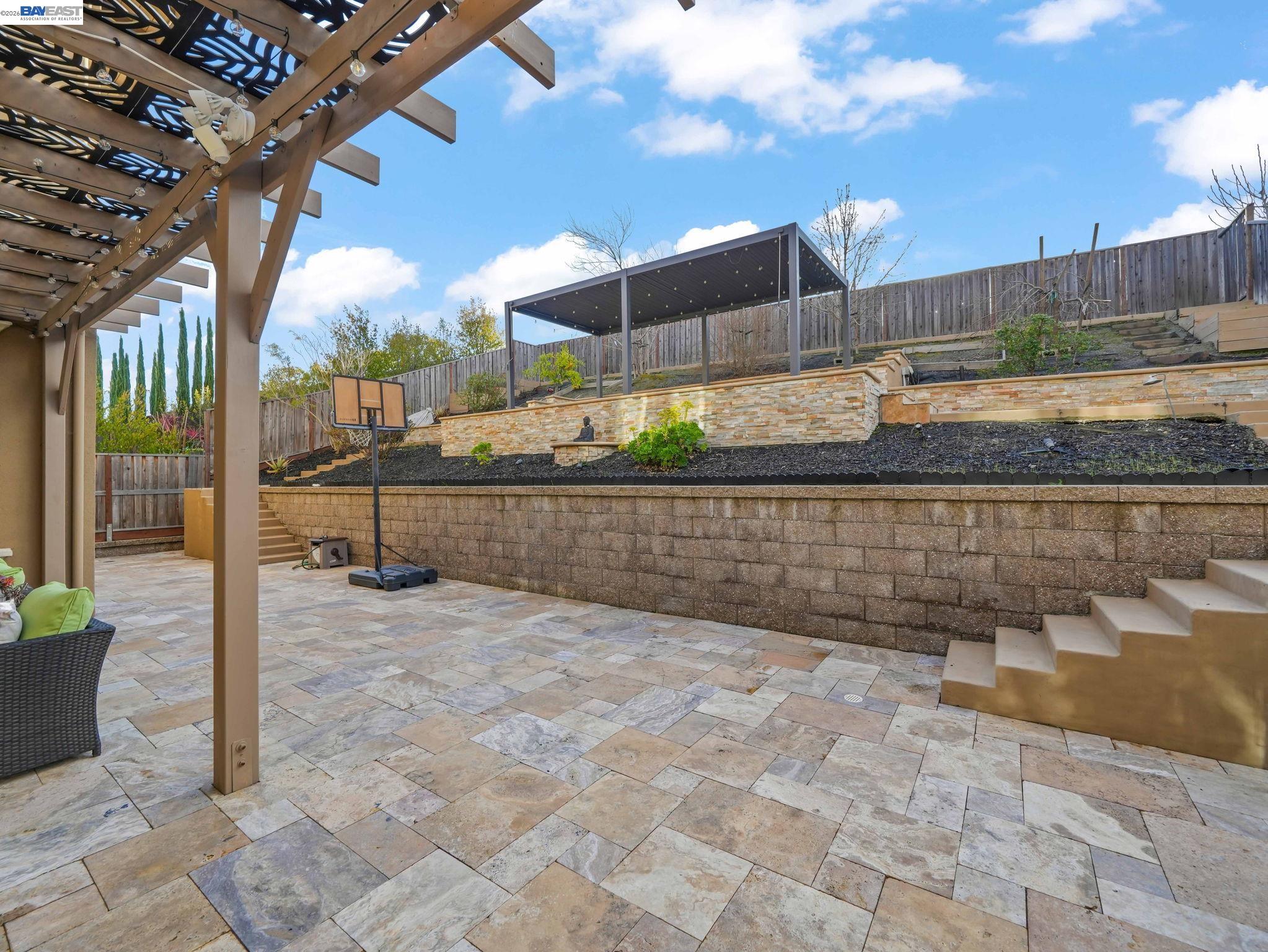 Detail Gallery Image 50 of 60 For 2094 Elderberry Dr, San Ramon,  CA 94582 - 5 Beds | 5/1 Baths