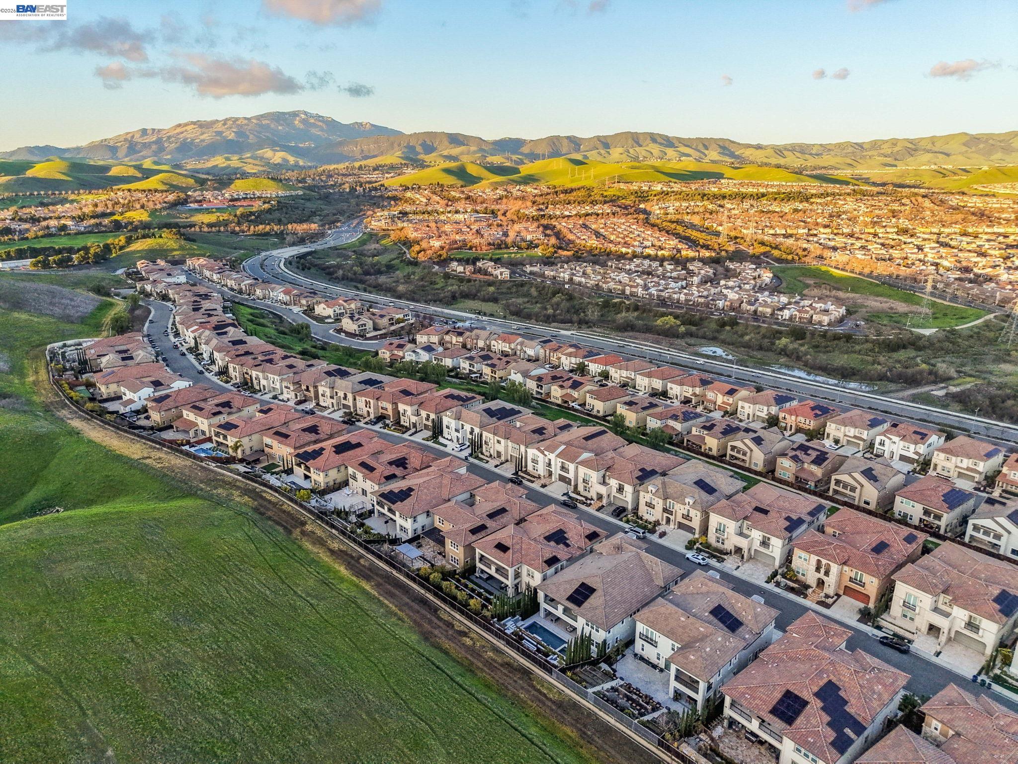 Detail Gallery Image 57 of 60 For 2094 Elderberry Dr, San Ramon,  CA 94582 - 5 Beds | 5/1 Baths