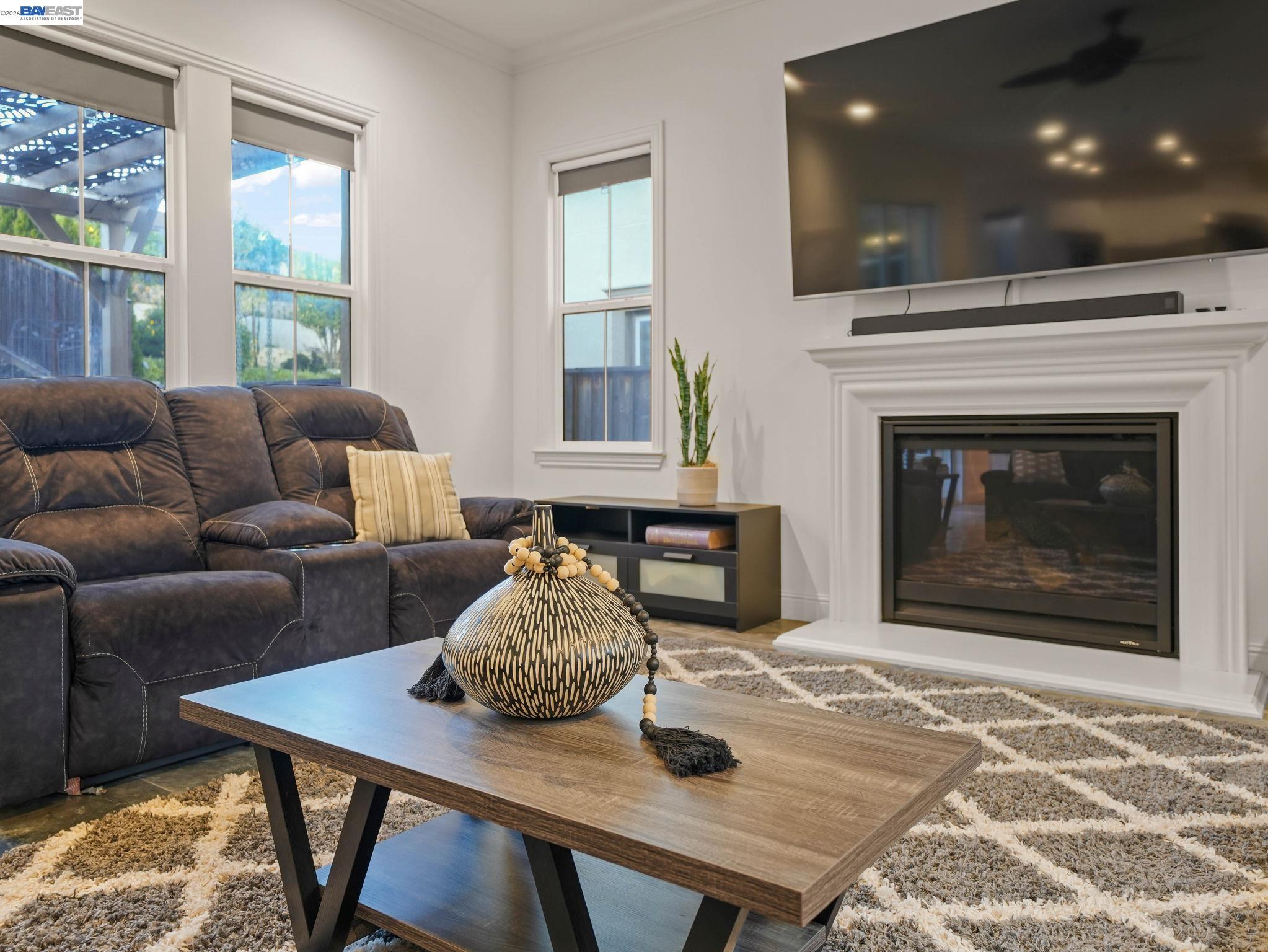 Detail Gallery Image 10 of 60 For 2094 Elderberry Dr, San Ramon,  CA 94582 - 5 Beds | 5/1 Baths