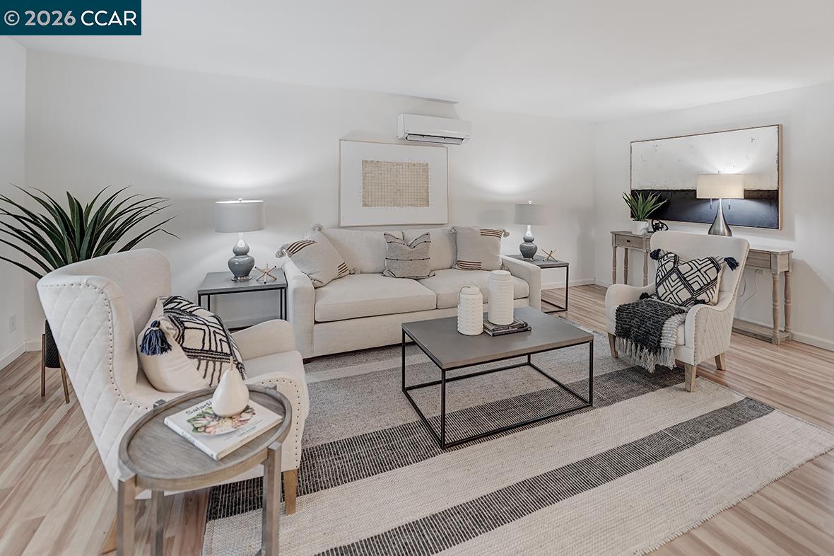 Photo #6: 41124552 Listing: Photo #6