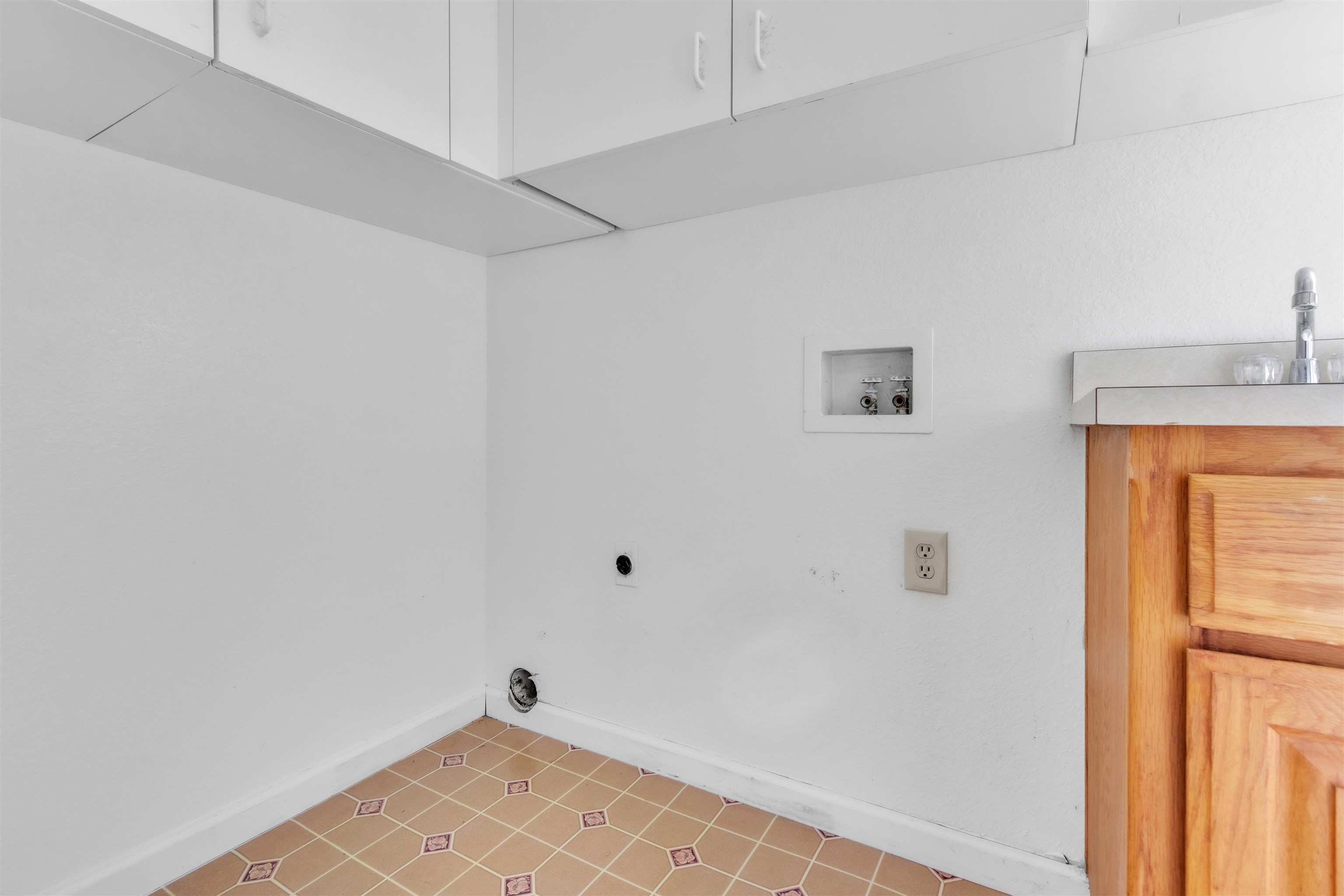 Detail Gallery Image 30 of 54 For 3665 Illinois Avenue, Corning,  CA 96021-9280 - 3 Beds | 2/1 Baths