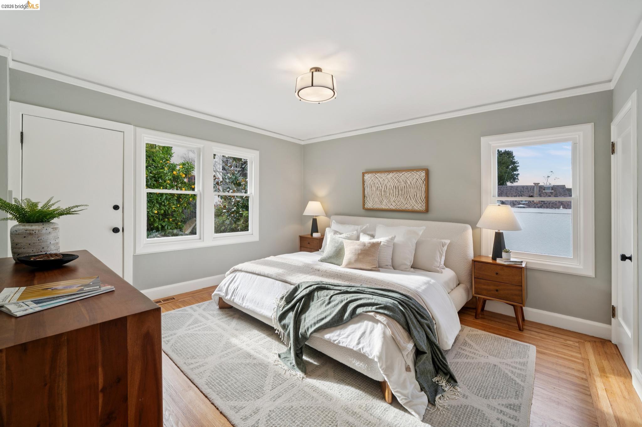 Detail Gallery Image 23 of 46 For 741 Grosvenor Pl, Oakland,  CA 94610 - 2 Beds | 1 Baths