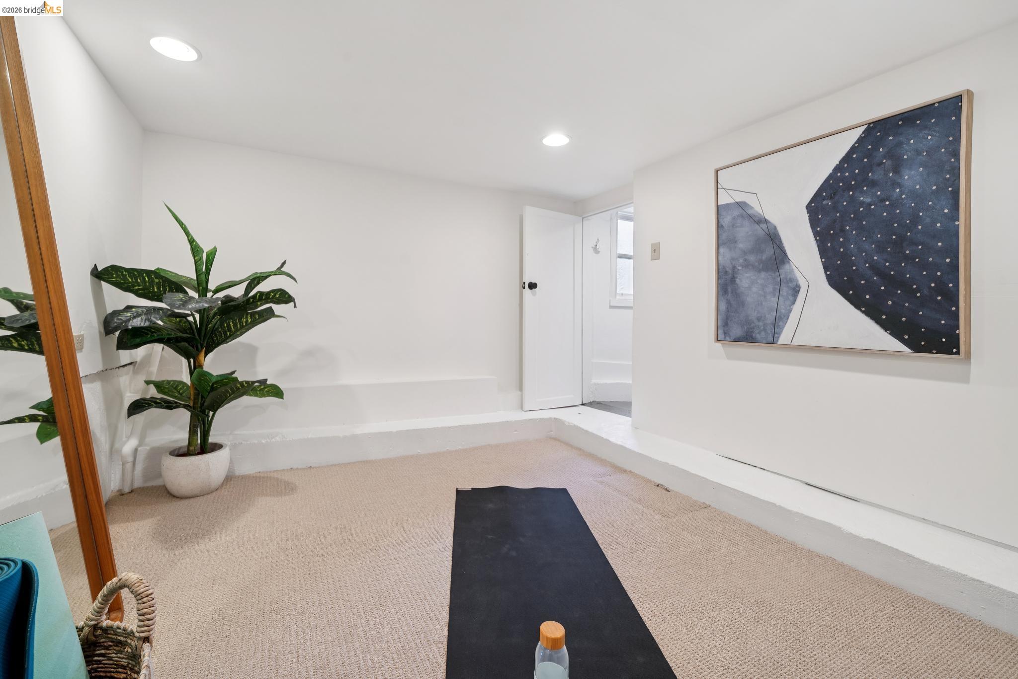 Detail Gallery Image 36 of 46 For 741 Grosvenor Pl, Oakland,  CA 94610 - 2 Beds | 1 Baths