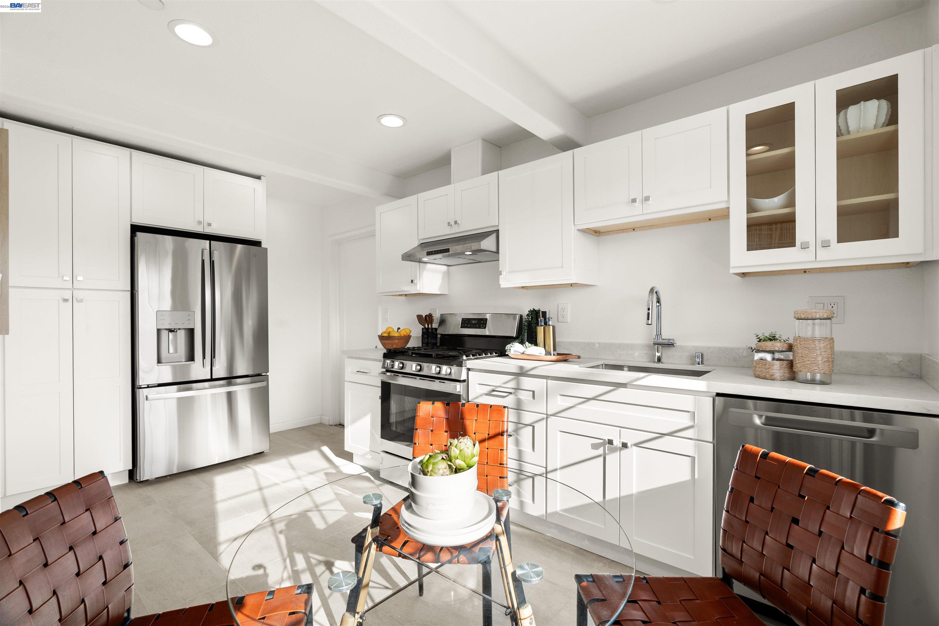 Detail Gallery Image 11 of 48 For 37226 Dutra Way, Fremont,  CA 94536 - 5 Beds | 5 Baths