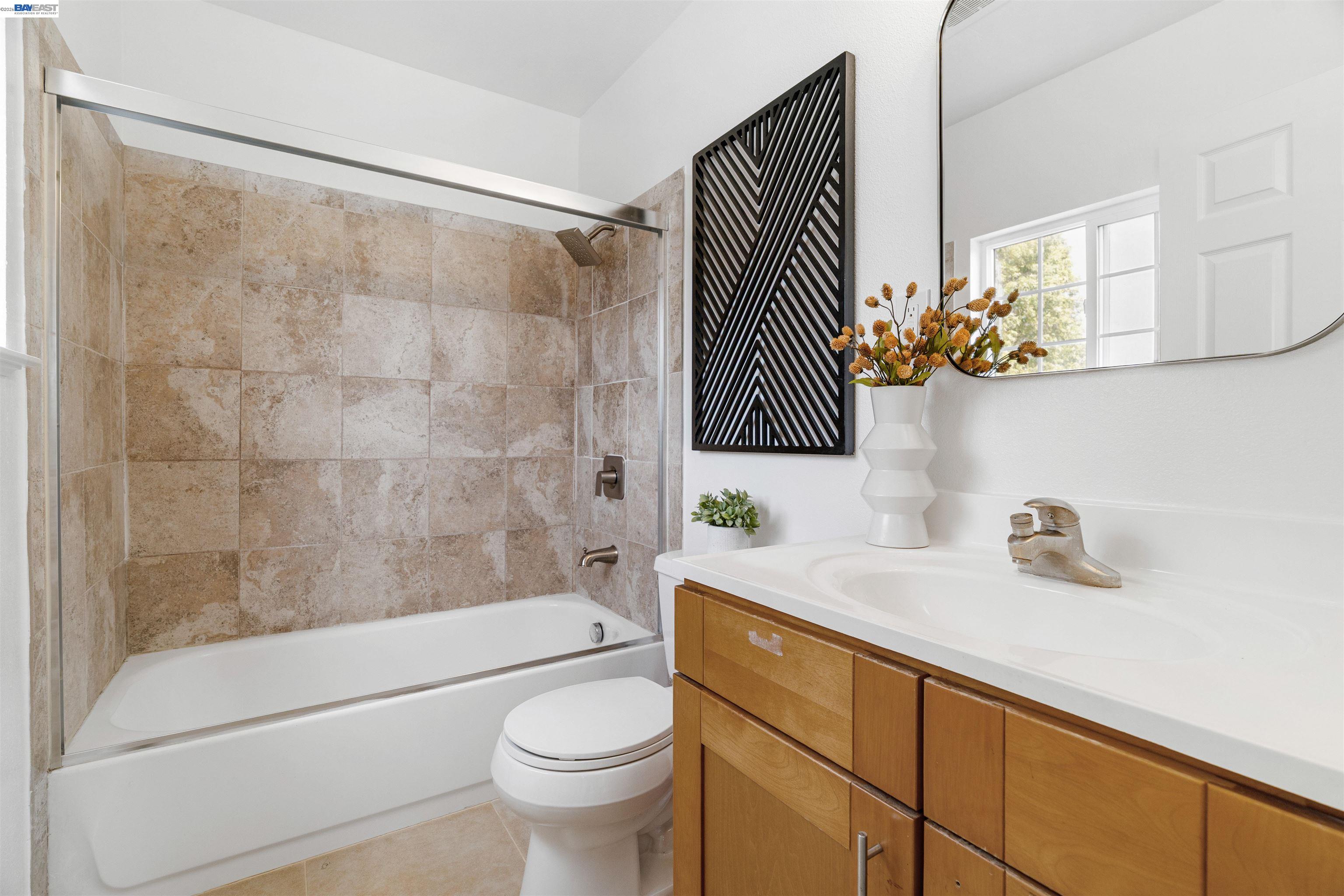 Detail Gallery Image 33 of 48 For 37226 Dutra Way, Fremont,  CA 94536 - 5 Beds | 5 Baths