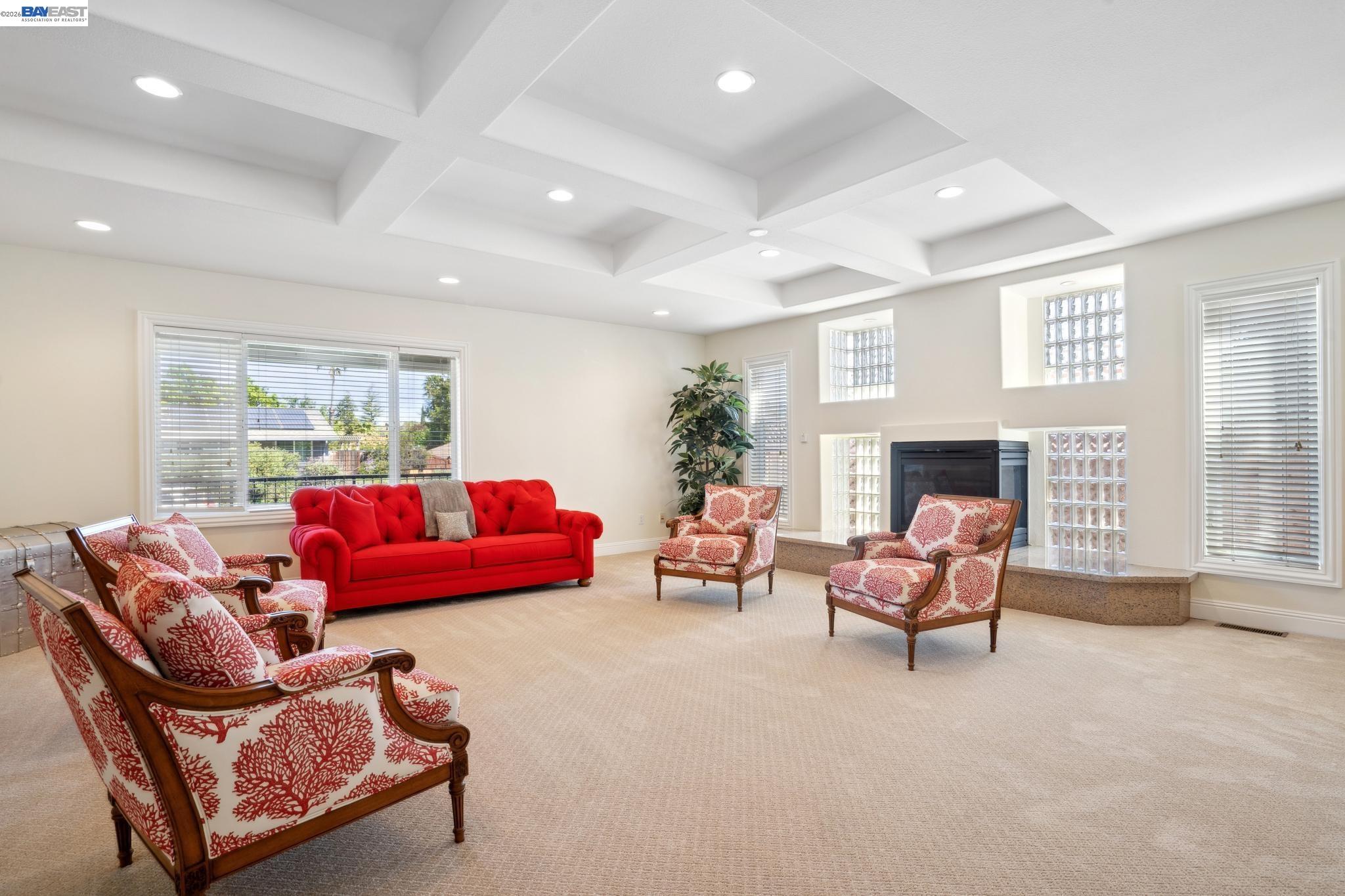 Detail Gallery Image 10 of 56 For 367 Mt Washington Way, Clayton,  CA 94517 - 4 Beds | 3 Baths