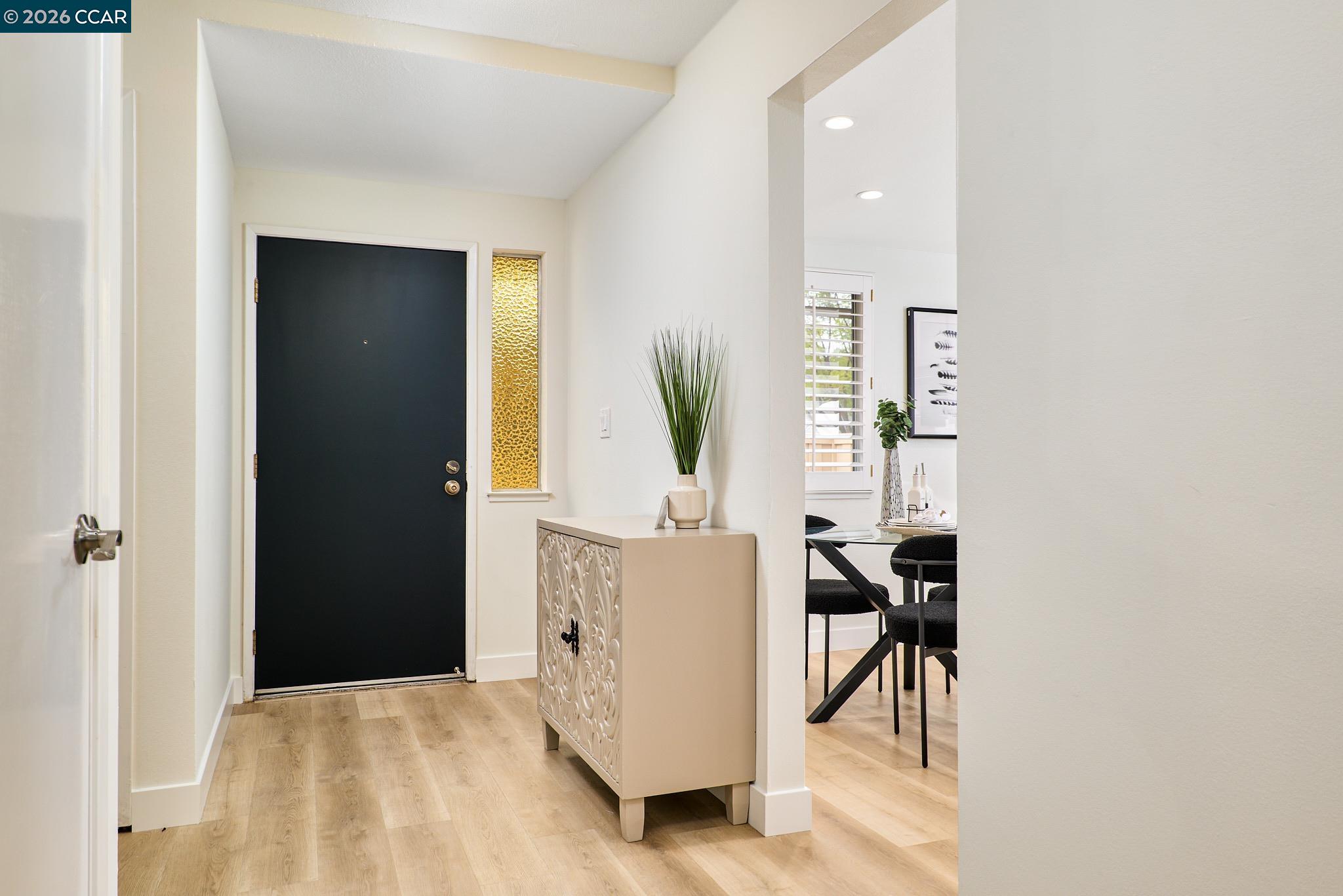 Photo #4: 41124557 Listing: Photo #4