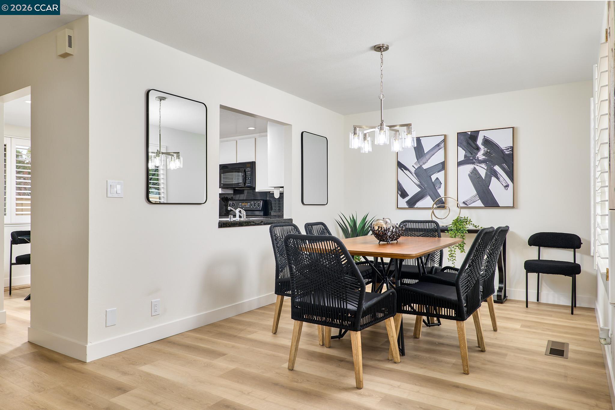 Photo #9: 41124557 Listing: Photo #9