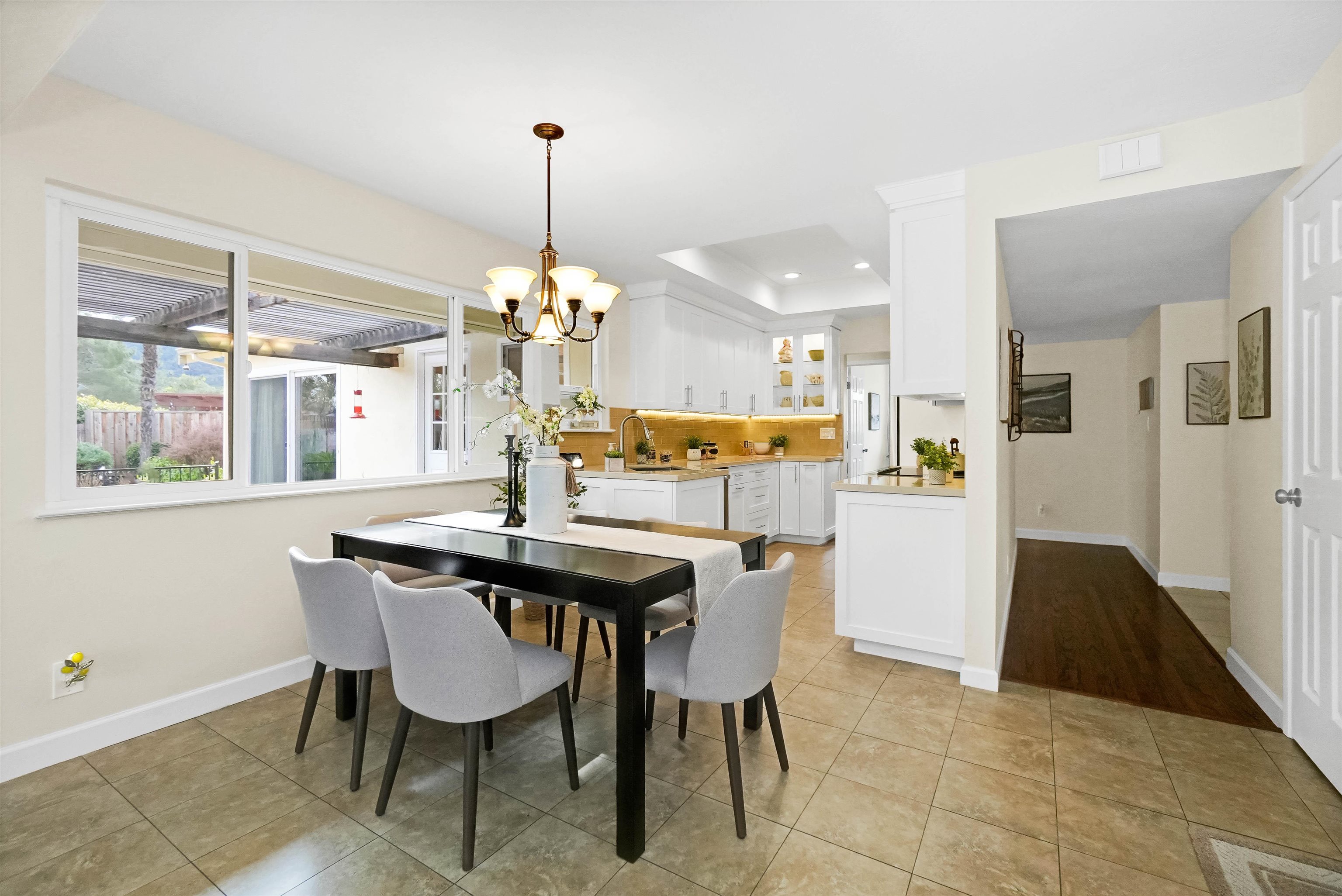 Detail Gallery Image 17 of 60 For 3920 Empire Ct, Pleasanton,  CA 94588 - 3 Beds | 2 Baths