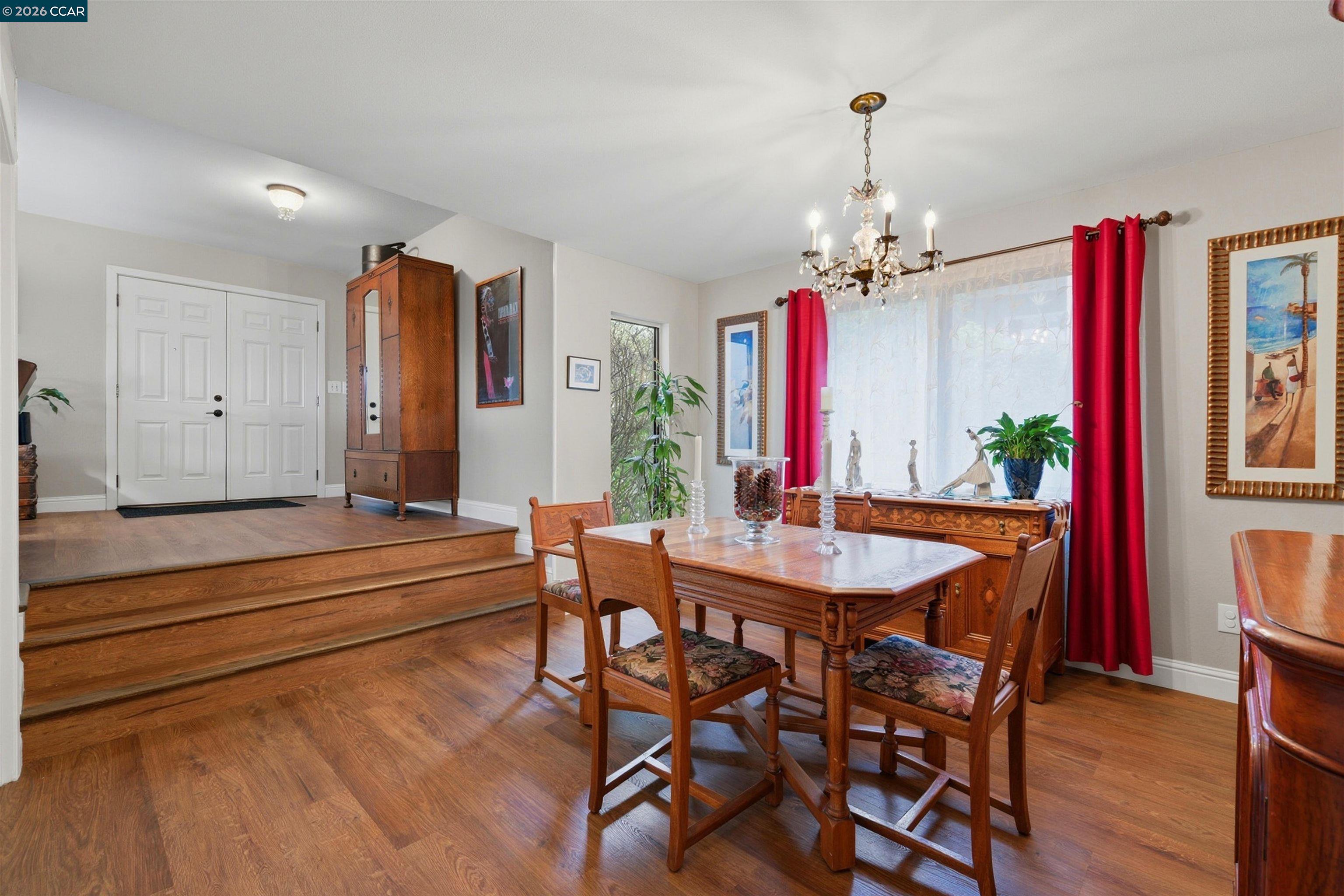 Detail Gallery Image 12 of 39 For 1630 Cayucos Dr, Walnut Creek,  CA 94597 - 4 Beds | 2 Baths