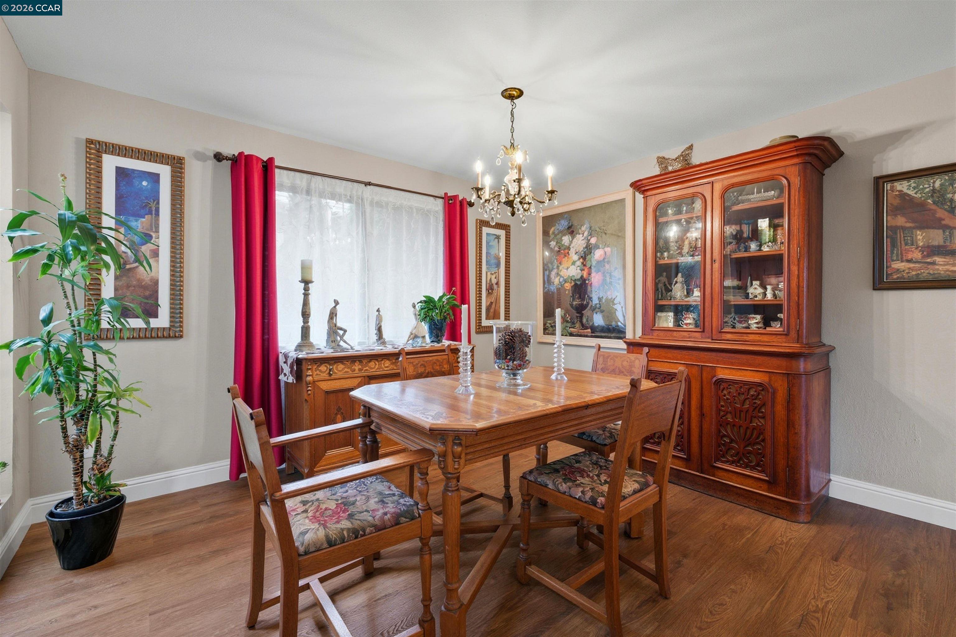 Detail Gallery Image 13 of 39 For 1630 Cayucos Dr, Walnut Creek,  CA 94597 - 4 Beds | 2 Baths