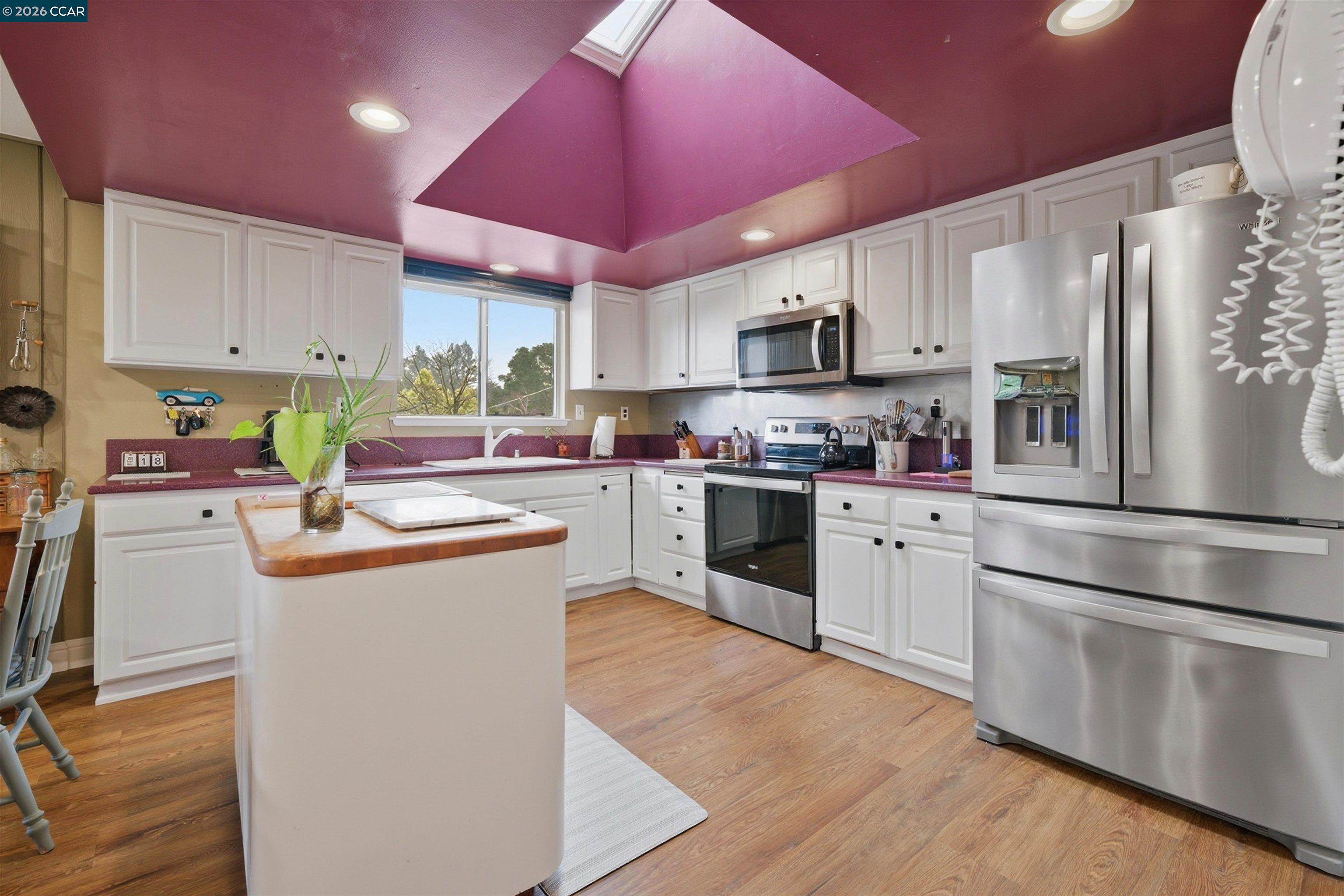 Detail Gallery Image 16 of 39 For 1630 Cayucos Dr, Walnut Creek,  CA 94597 - 4 Beds | 2 Baths