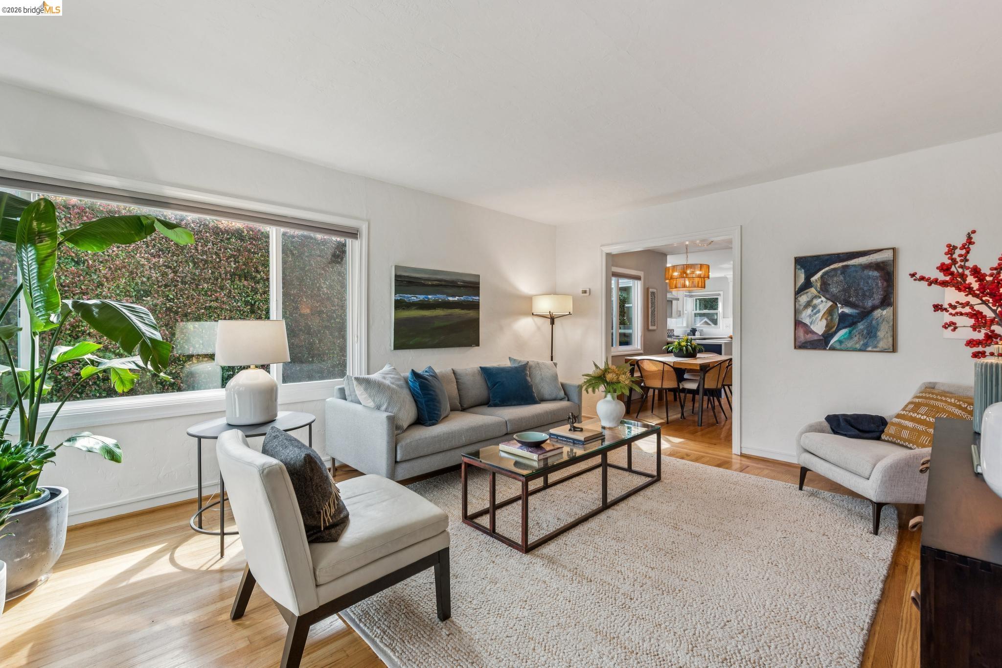 Detail Gallery Image 8 of 34 For 2465 Alida St, Oakland,  CA 94602 - 2 Beds | 1 Baths