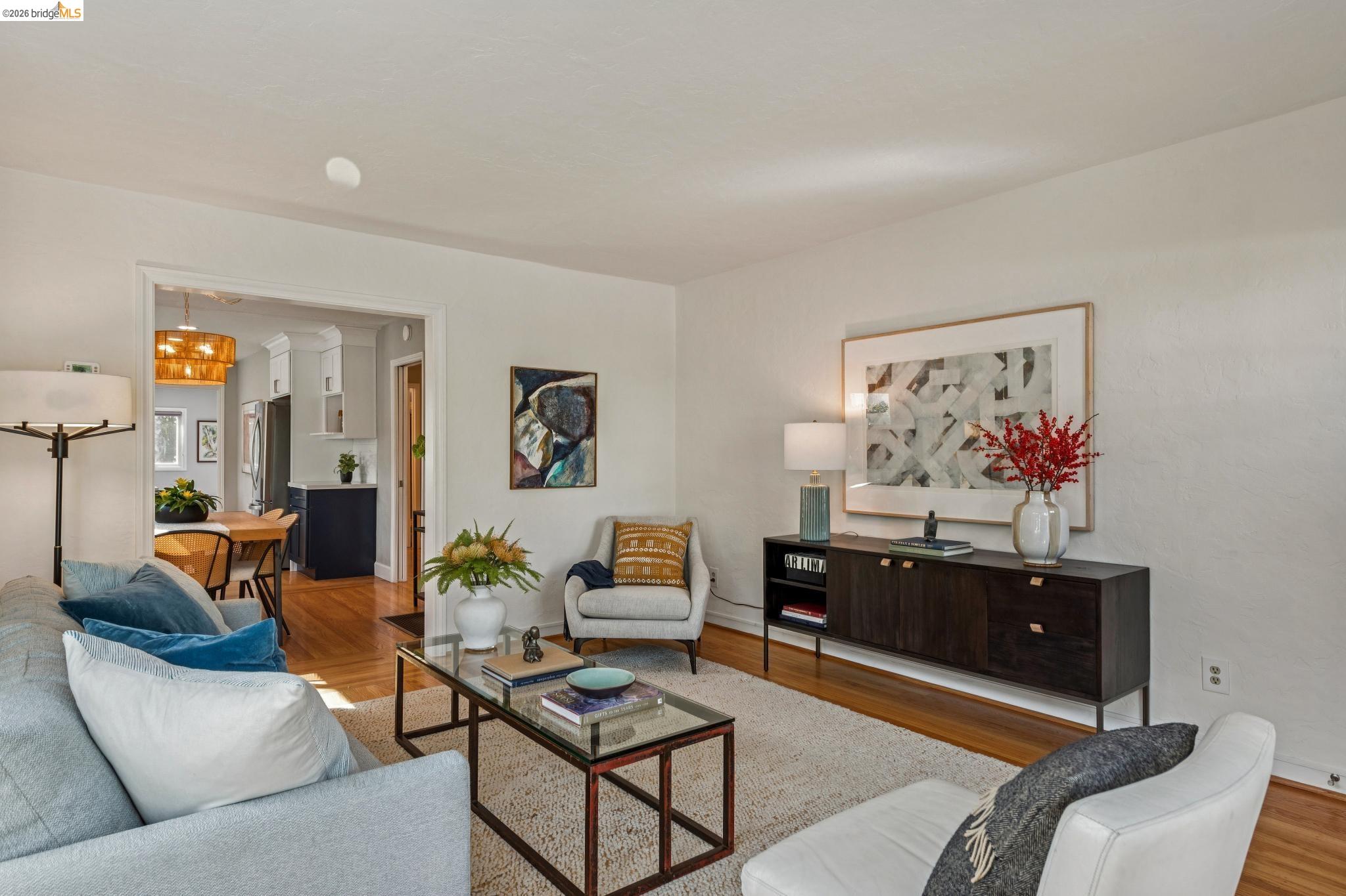 Detail Gallery Image 9 of 34 For 2465 Alida St, Oakland,  CA 94602 - 2 Beds | 1 Baths