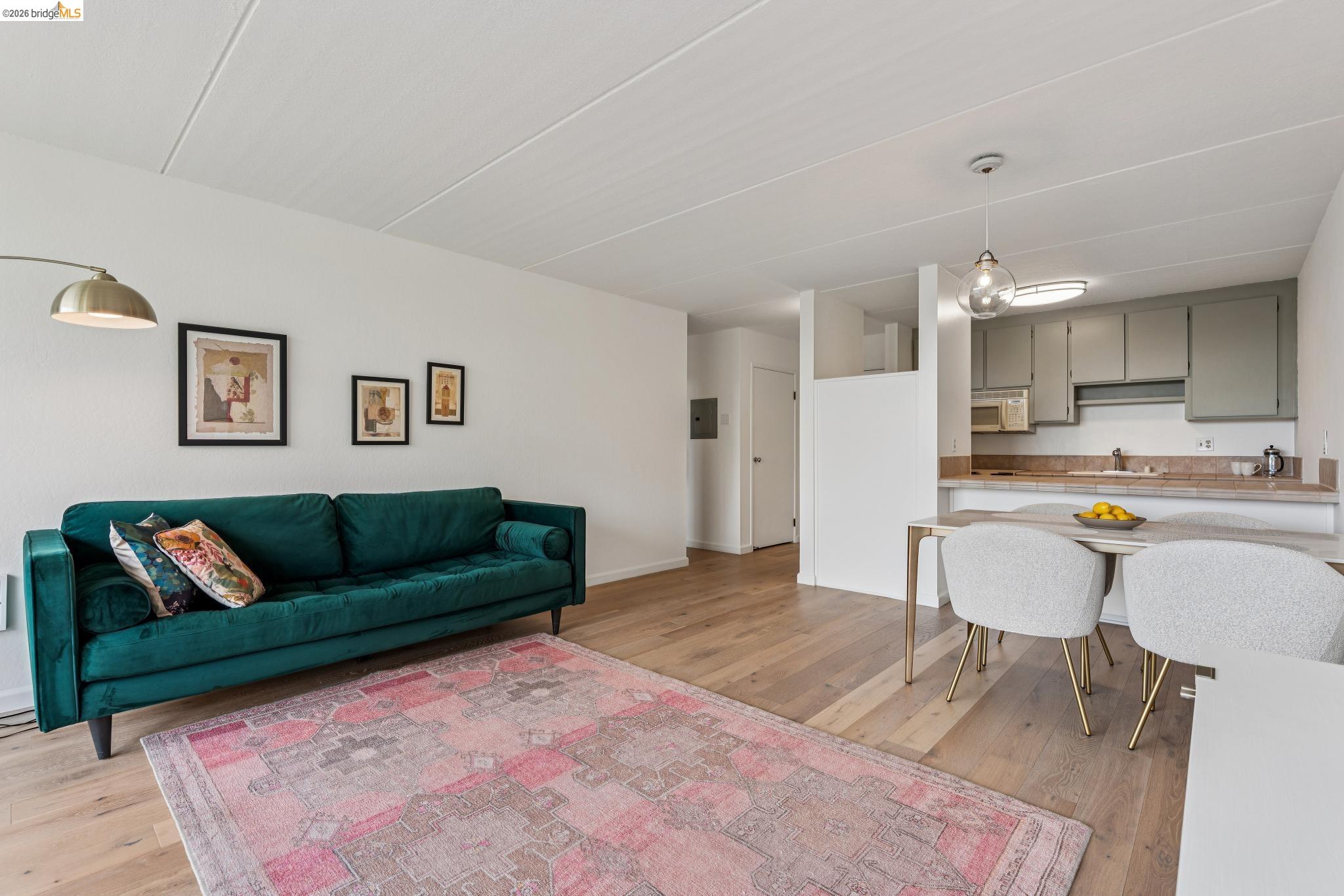 Photo #11: 41124562 Listing: Photo #11