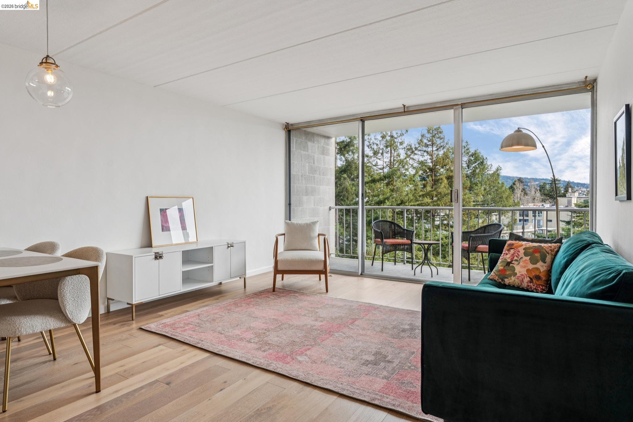 Photo #3: 41124562 Listing: Photo #3