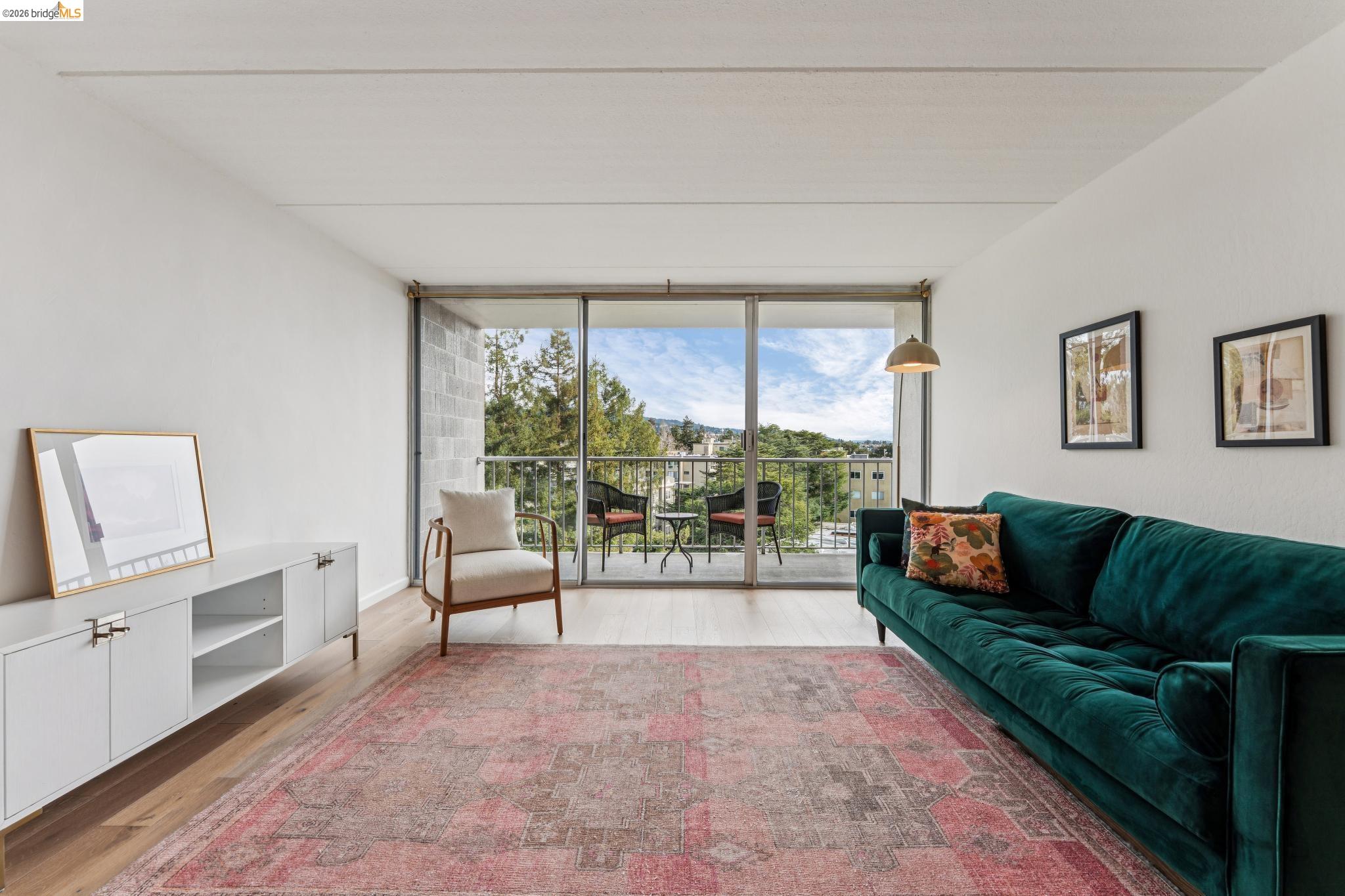 Photo #5: 41124562 Listing: Photo #5