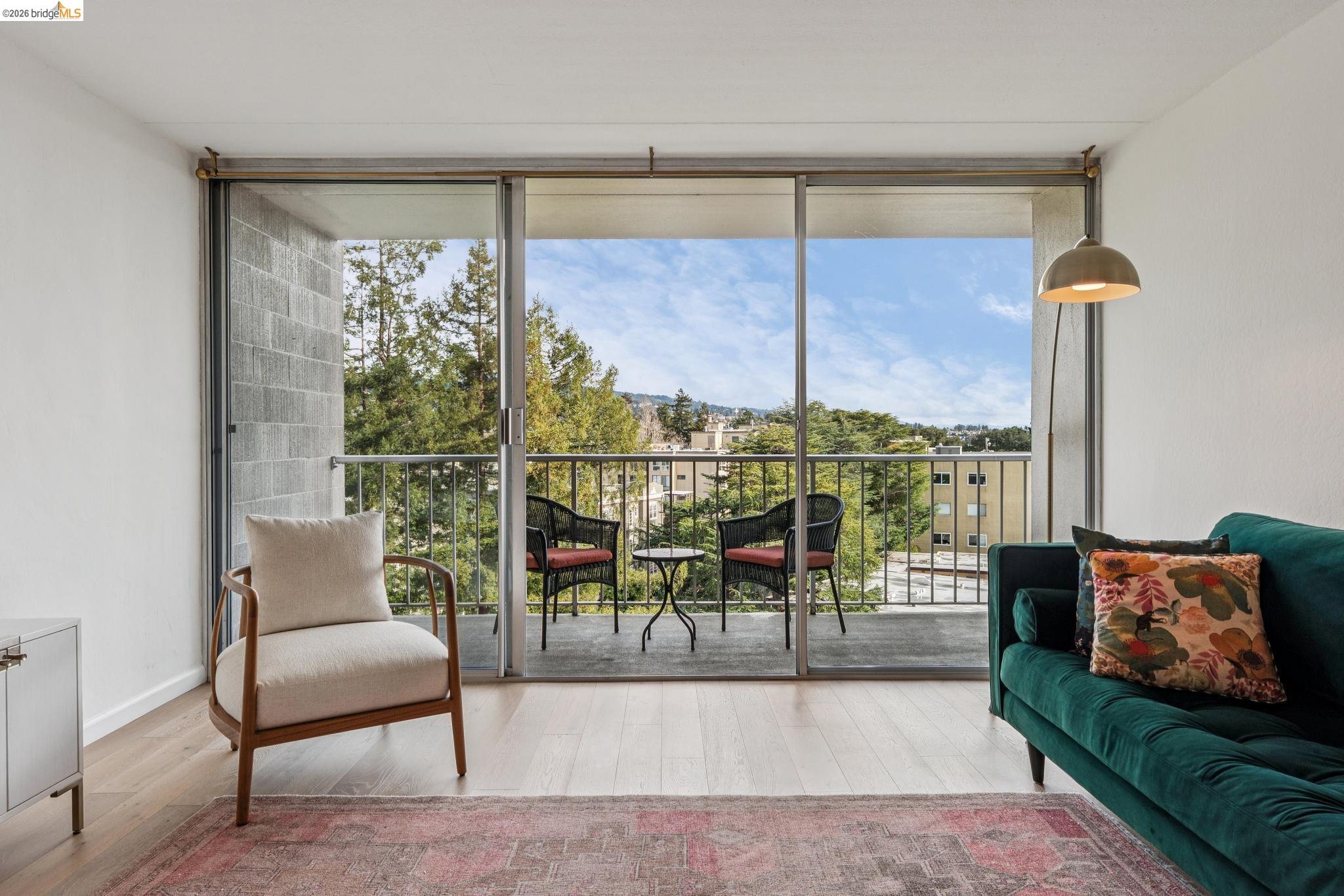 Photo #6: 41124562 Listing: Photo #6