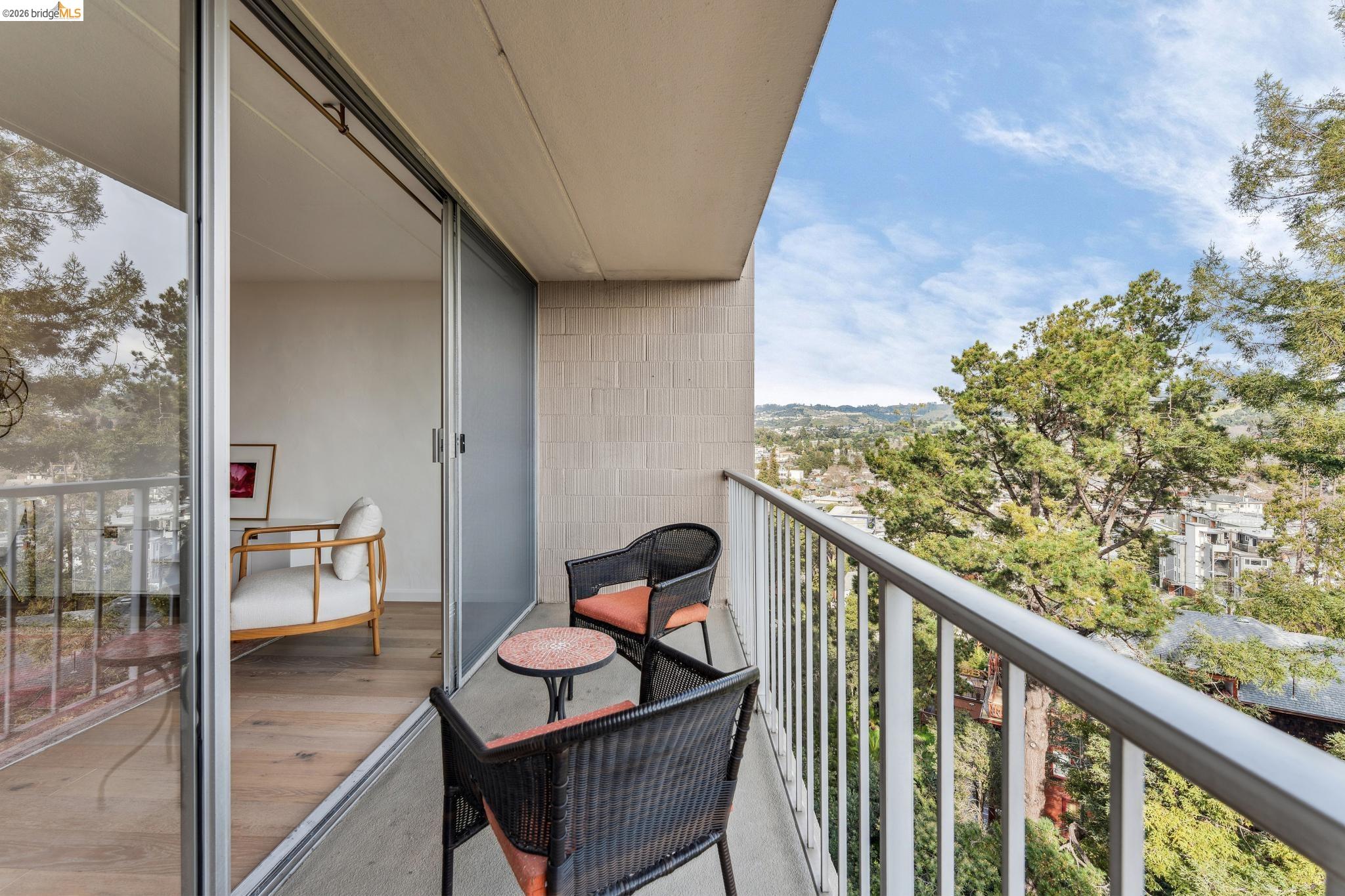 Photo #8: 41124562 Listing: Photo #8