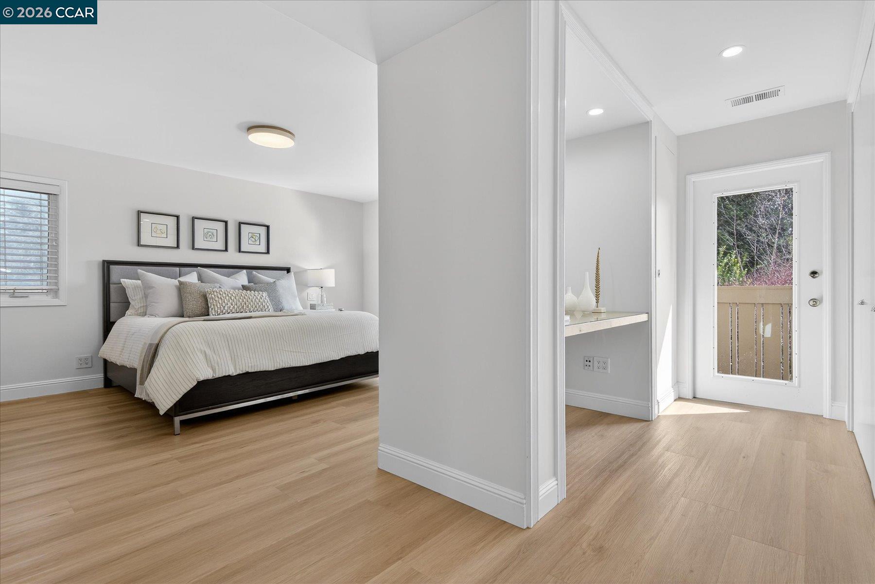 Detail Gallery Image 14 of 33 For 187 Cypress Point Way, Moraga,  CA 94556 - 5 Beds | 3/1 Baths