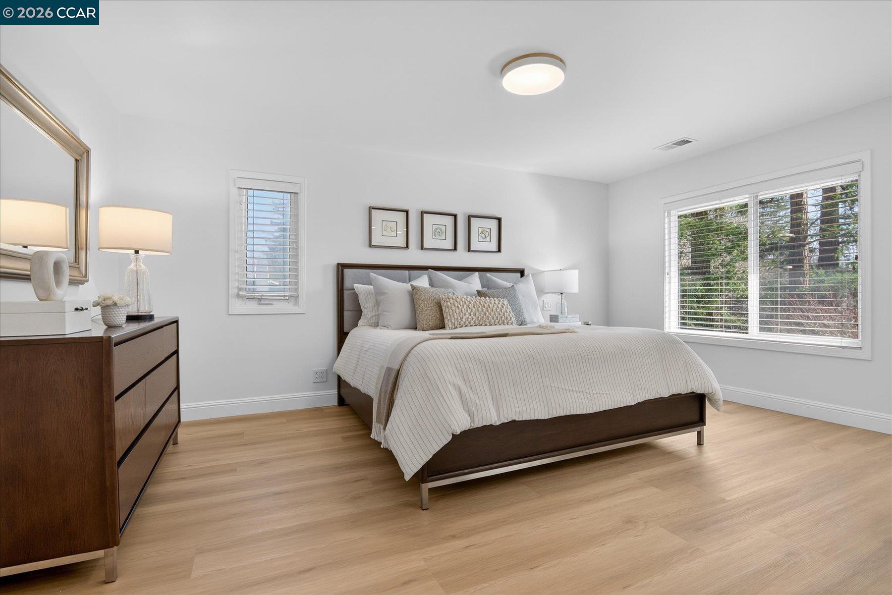 Detail Gallery Image 15 of 33 For 187 Cypress Point Way, Moraga,  CA 94556 - 5 Beds | 3/1 Baths