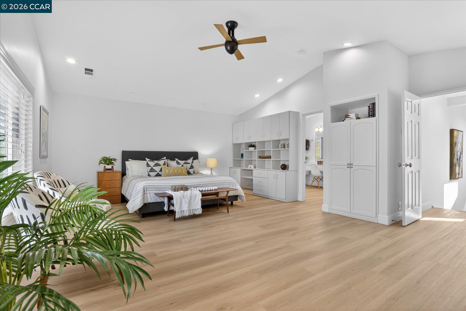 Detail Gallery Image 21 of 33 For 187 Cypress Point Way, Moraga,  CA 94556 - 5 Beds | 3/1 Baths