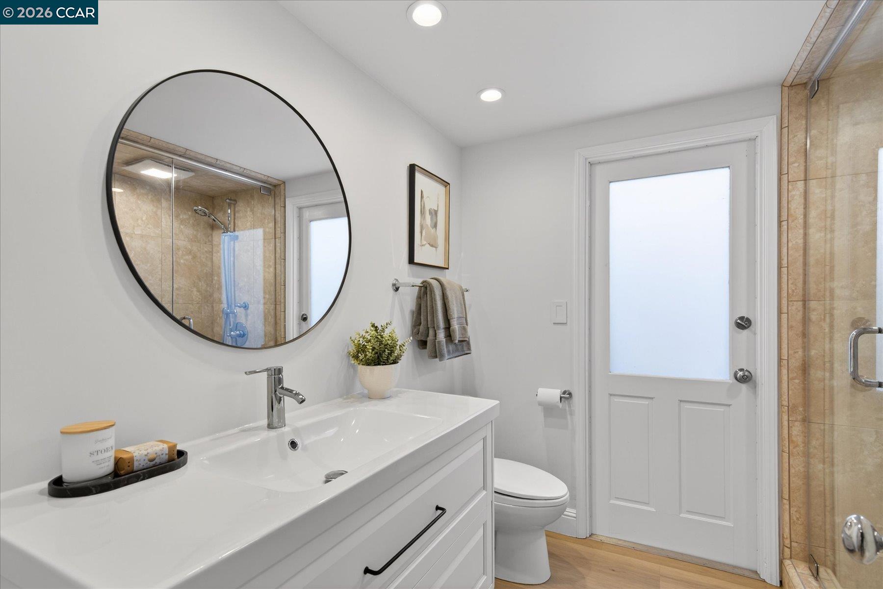 Detail Gallery Image 25 of 33 For 187 Cypress Point Way, Moraga,  CA 94556 - 5 Beds | 3/1 Baths