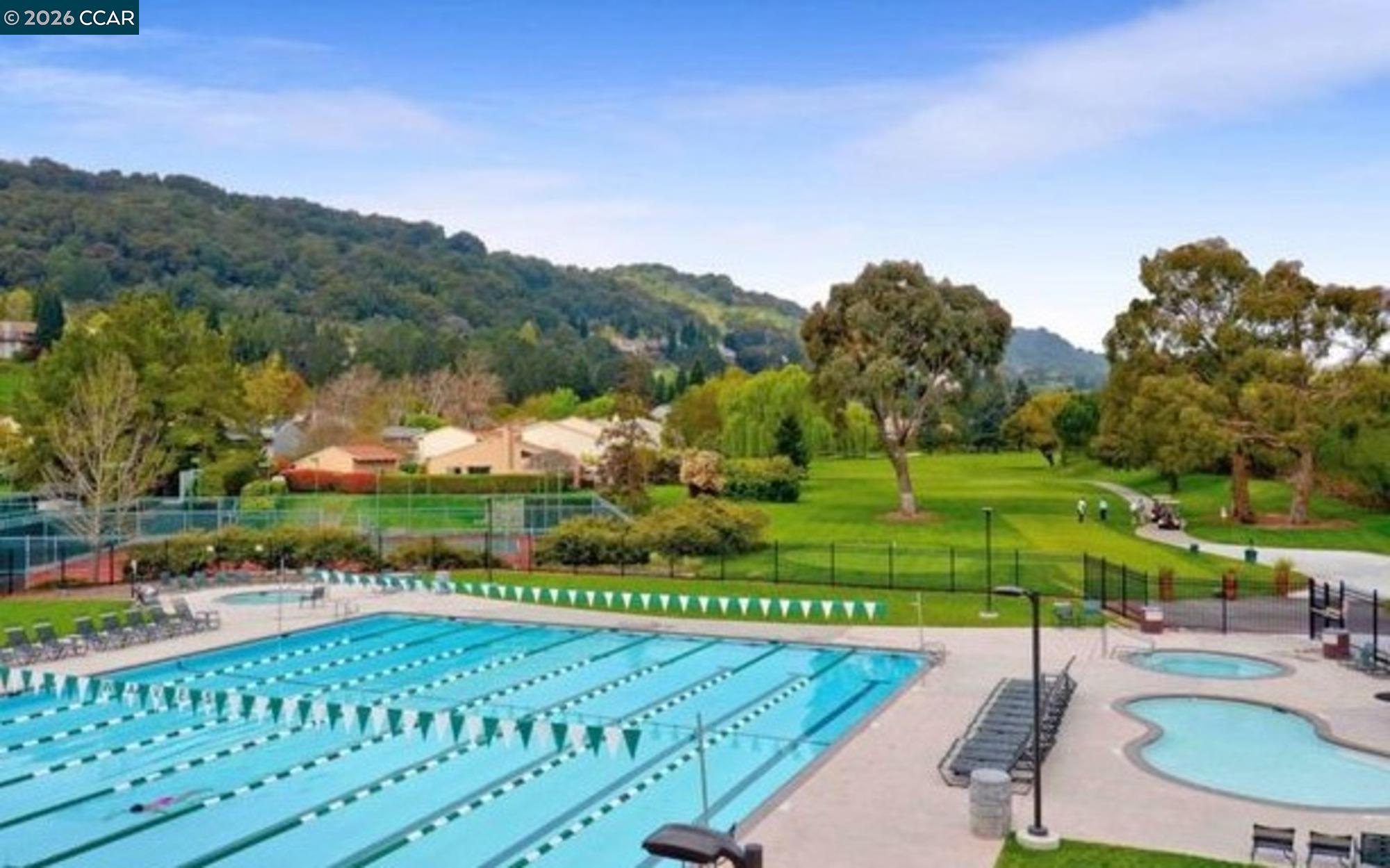 Detail Gallery Image 31 of 33 For 187 Cypress Point Way, Moraga,  CA 94556 - 5 Beds | 3/1 Baths