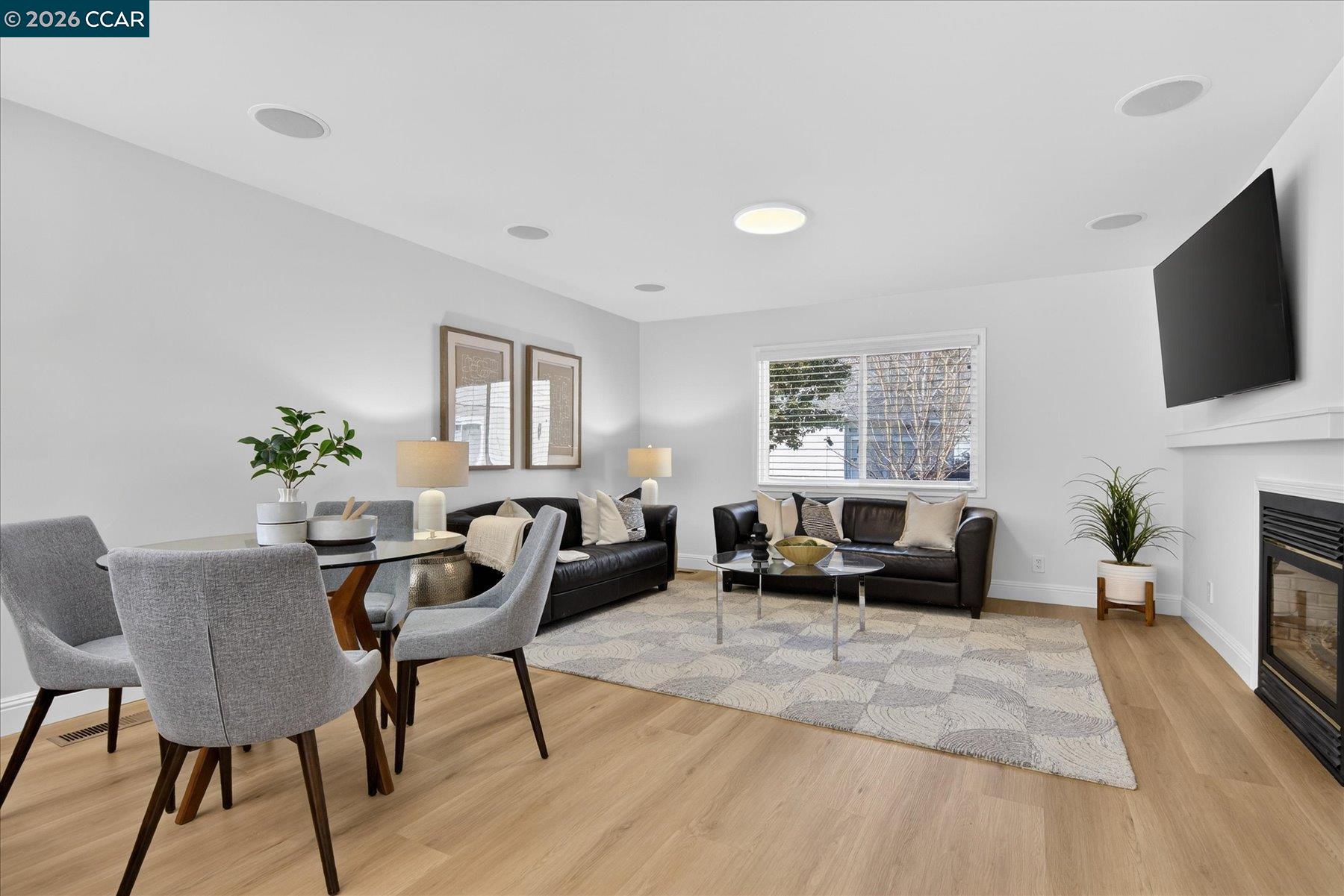 Detail Gallery Image 9 of 33 For 187 Cypress Point Way, Moraga,  CA 94556 - 5 Beds | 3/1 Baths