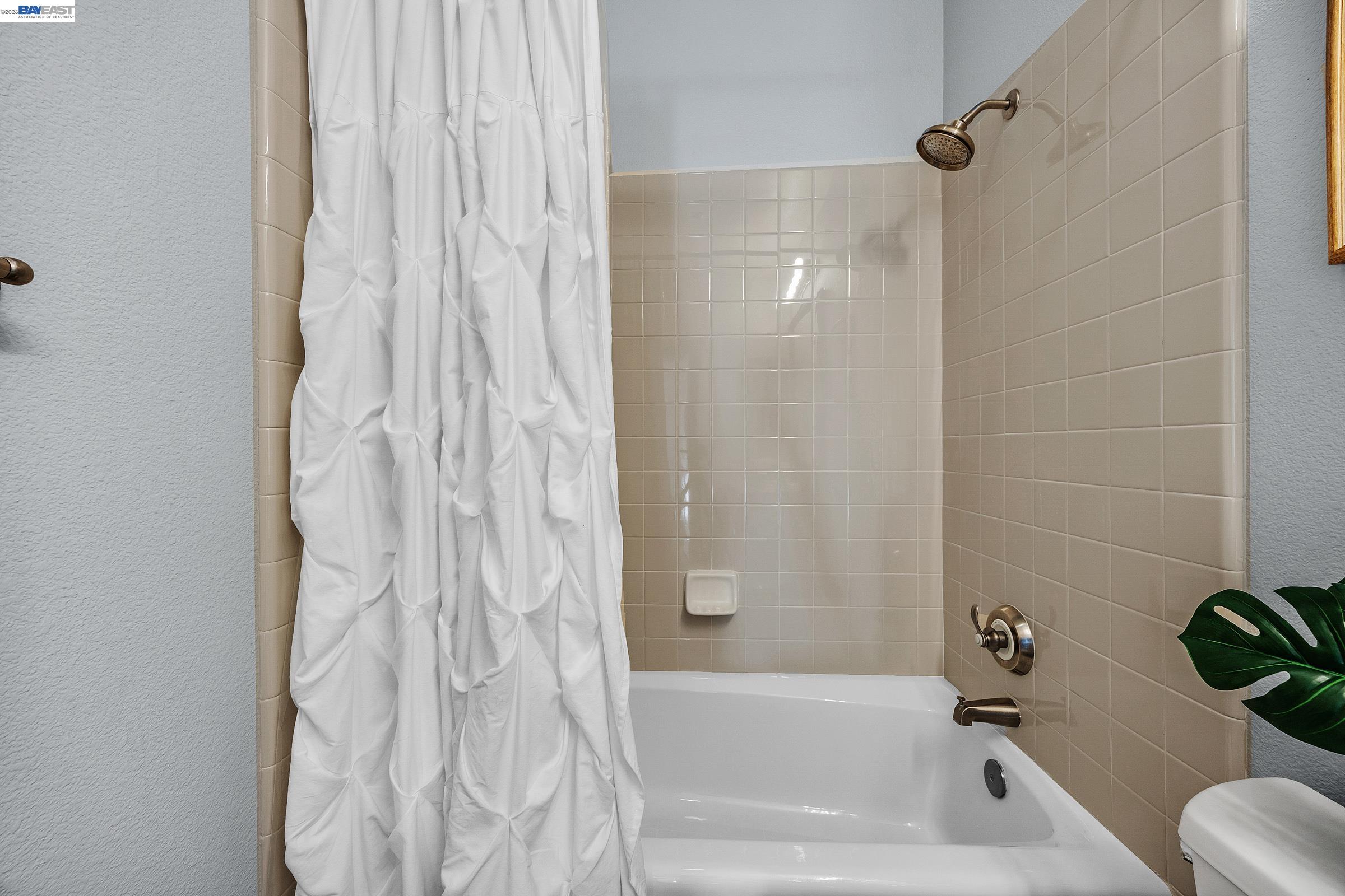 Detail Gallery Image 52 of 59 For 2170 Santa Croce Dr, Livermore,  CA 94550 - 5 Beds | 3/1 Baths