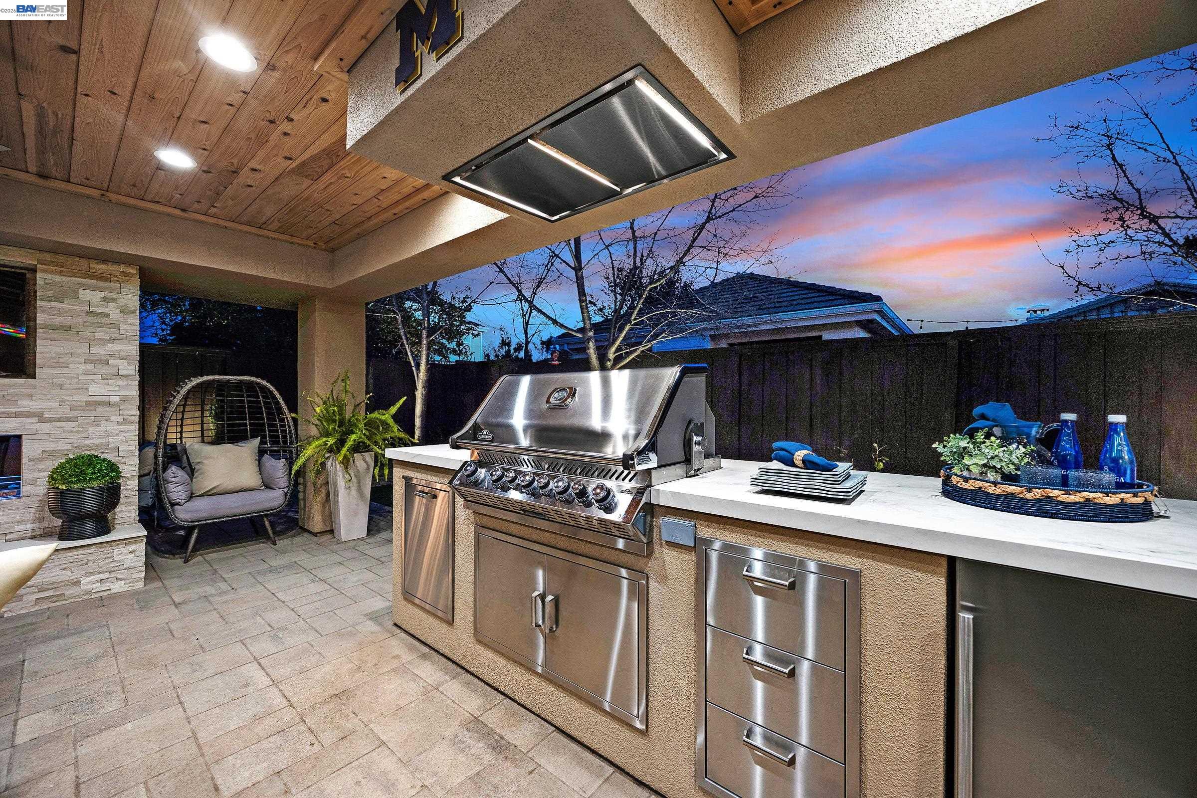 Detail Gallery Image 7 of 59 For 2170 Santa Croce Dr, Livermore,  CA 94550 - 5 Beds | 3/1 Baths