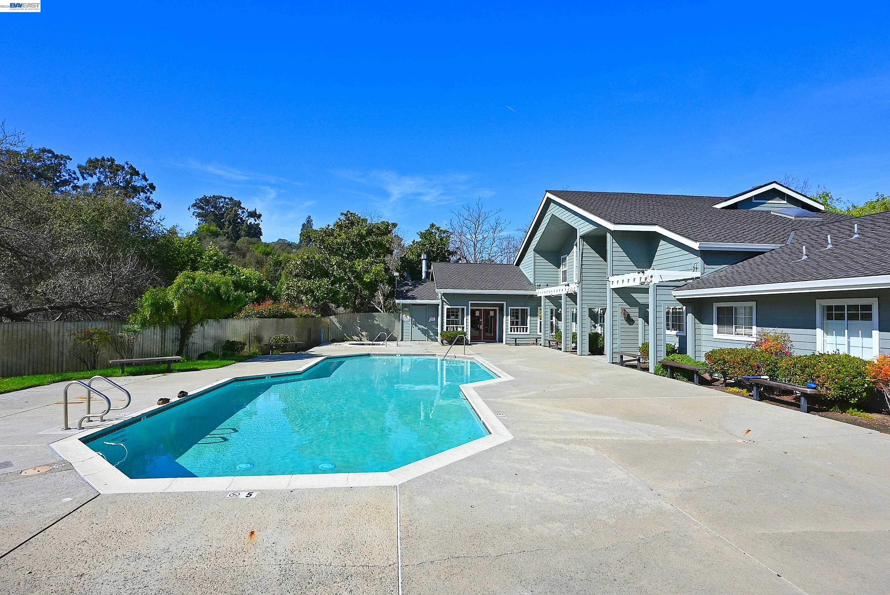 Photo #41: 41124568 Listing: Photo #41