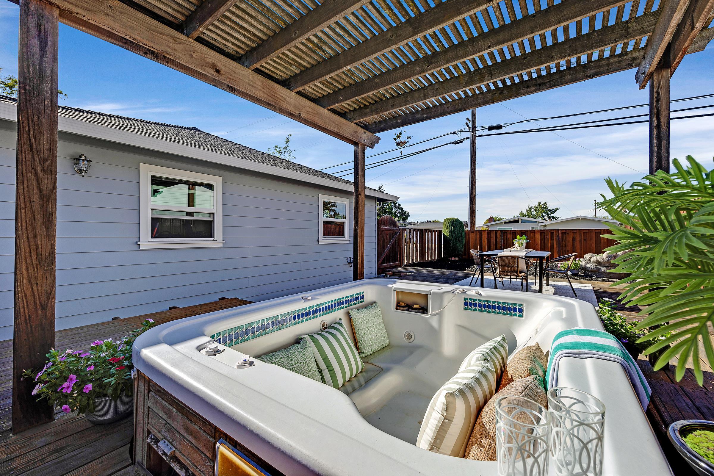 Detail Gallery Image 29 of 30 For 1815 Pine St, Livermore,  CA 94551 - 3 Beds | 1 Baths