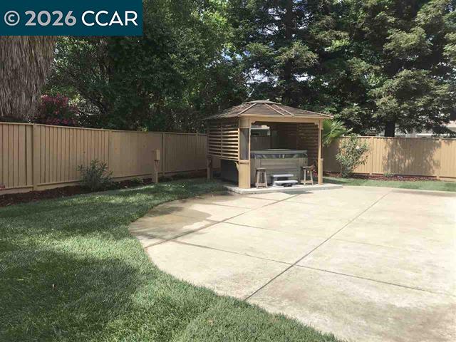 Detail Gallery Image 5 of 6 For 689 Apple Hill Dr, Brentwood,  CA 94513 - 3 Beds | 2/1 Baths