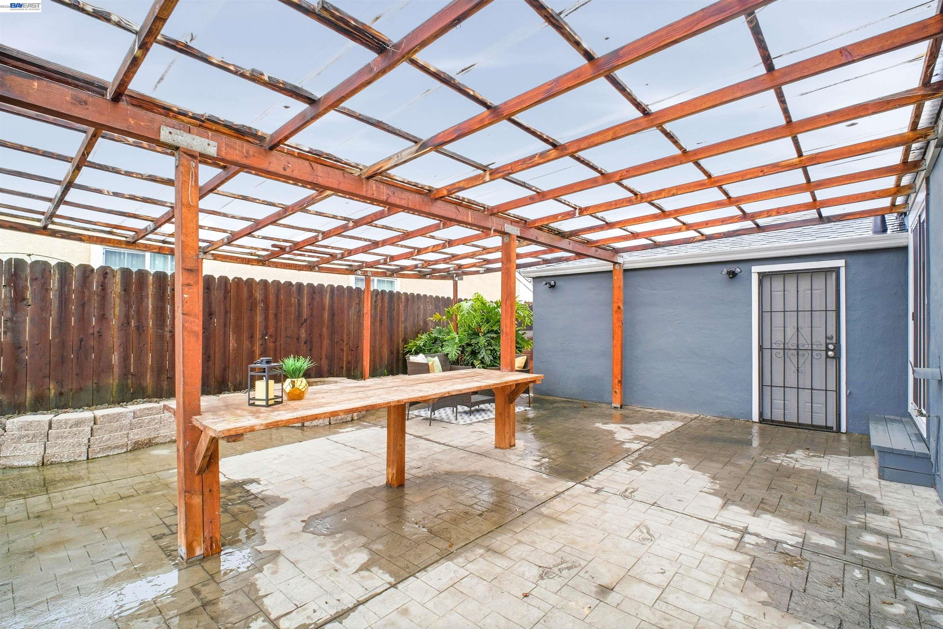 Detail Gallery Image 24 of 30 For 1497 via Manzanas, San Lorenzo,  CA 94580 - 3 Beds | 1 Baths