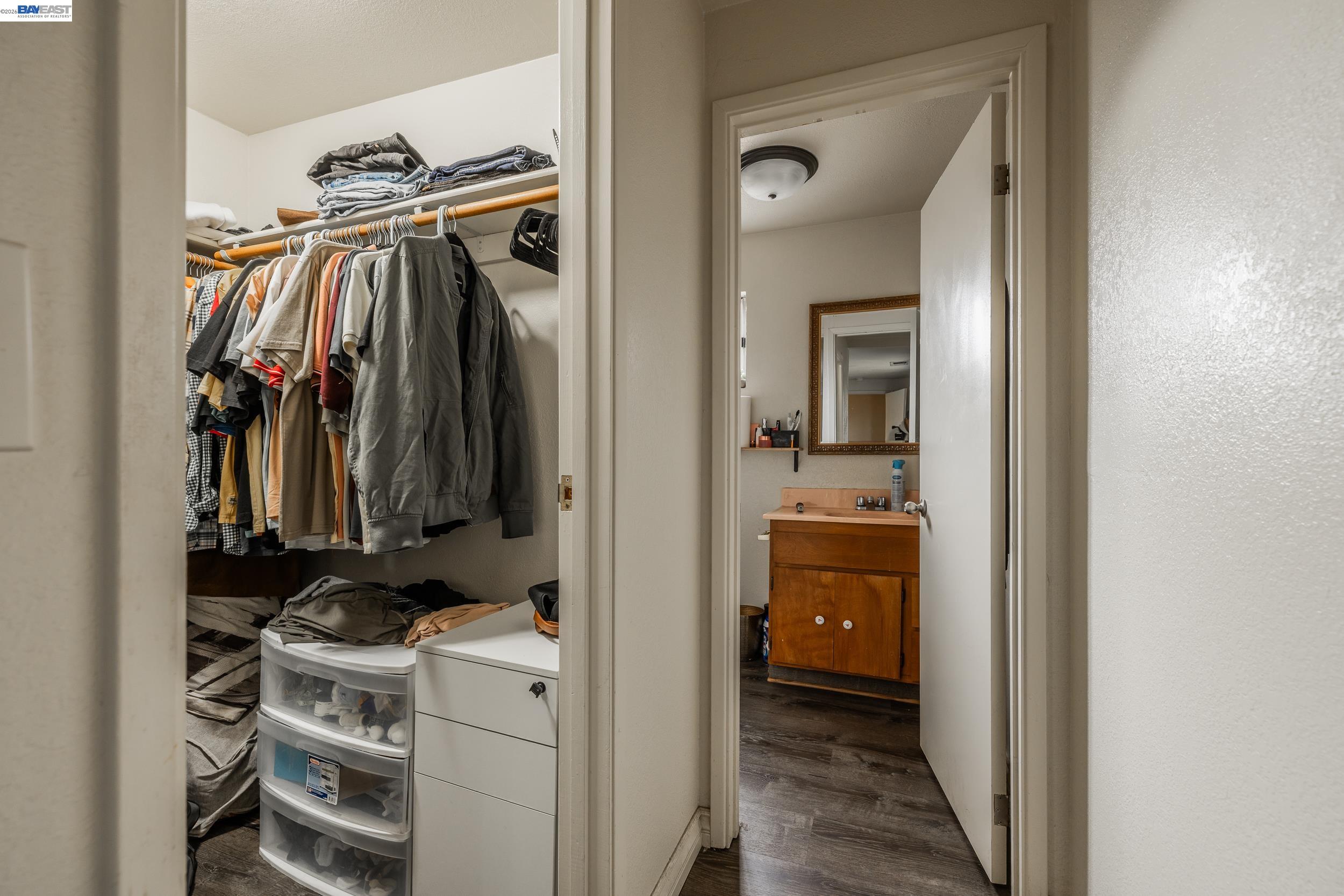 Detail Gallery Image 13 of 27 For 252 W Clover Rd, Tracy,  CA 95376 - 5 Beds | 3 Baths