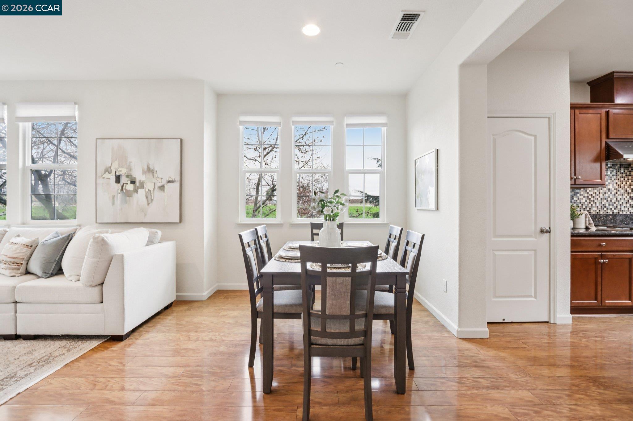 Photo #10: 41124575 Listing: Photo #10