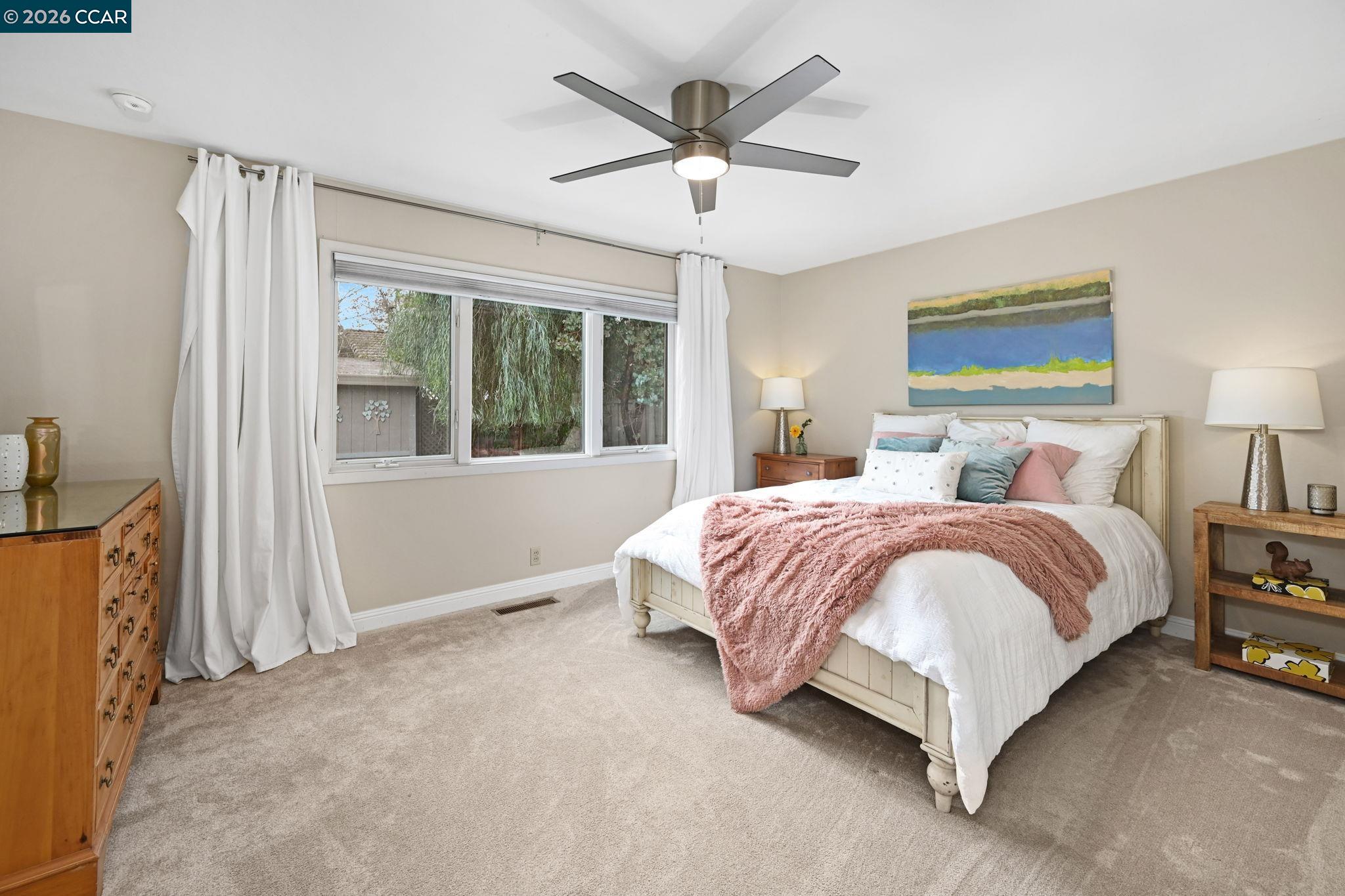 Detail Gallery Image 19 of 35 For 2036 Rockne Dr, Concord,  CA 94518 - 3 Beds | 2 Baths