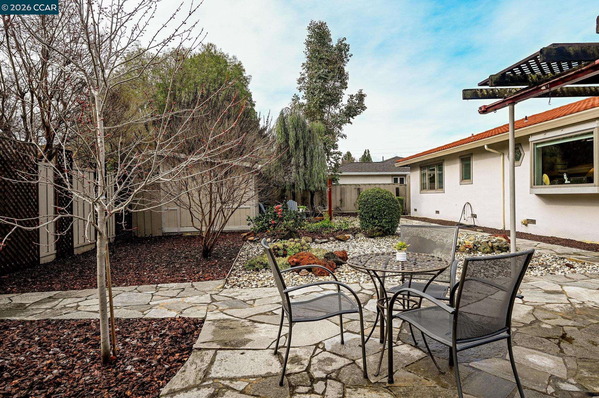 Detail Gallery Image 27 of 35 For 2036 Rockne Dr, Concord,  CA 94518 - 3 Beds | 2 Baths