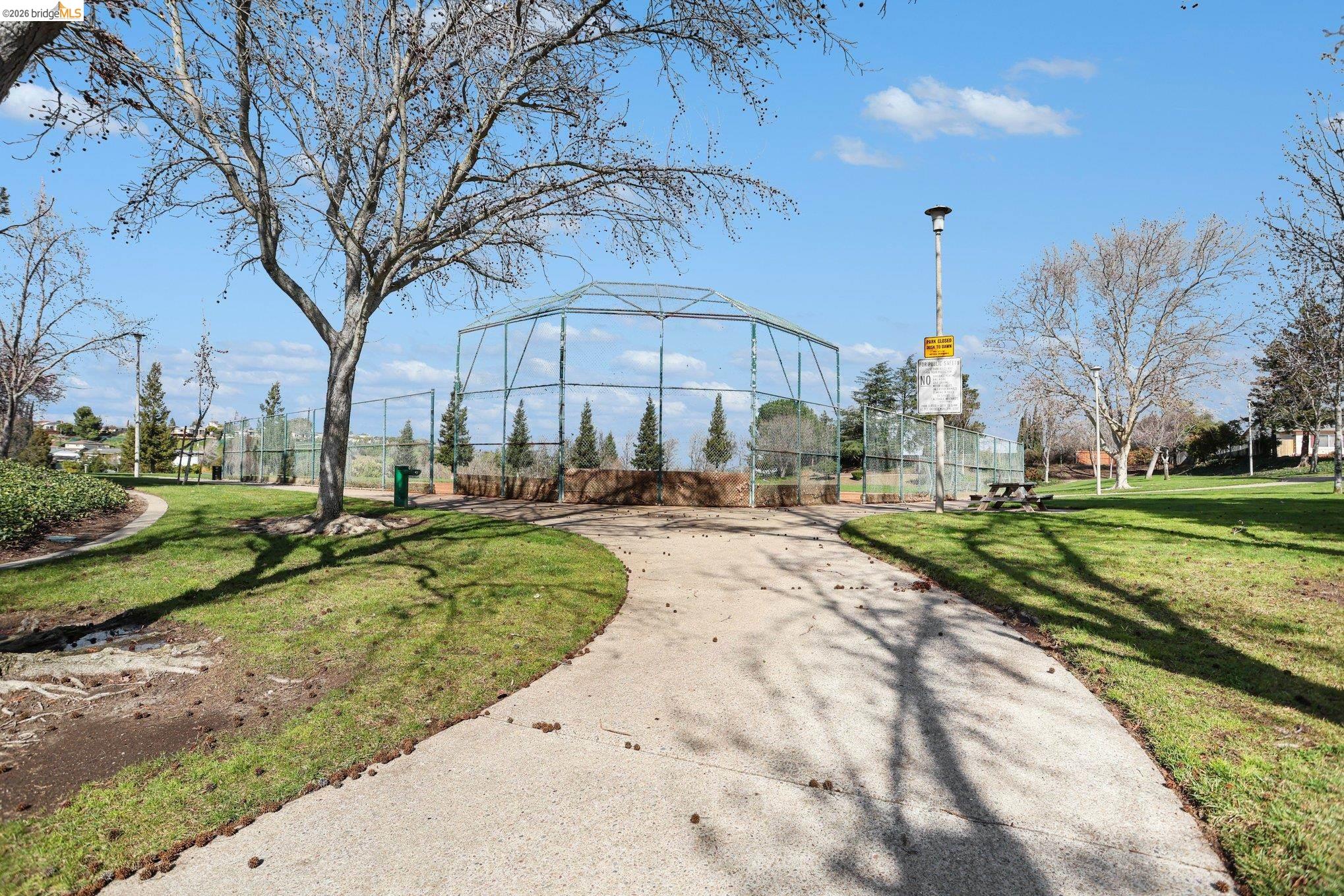 Detail Gallery Image 29 of 30 For 3218 Westbourne Dr, Antioch,  CA 94509 - 3 Beds | 2 Baths