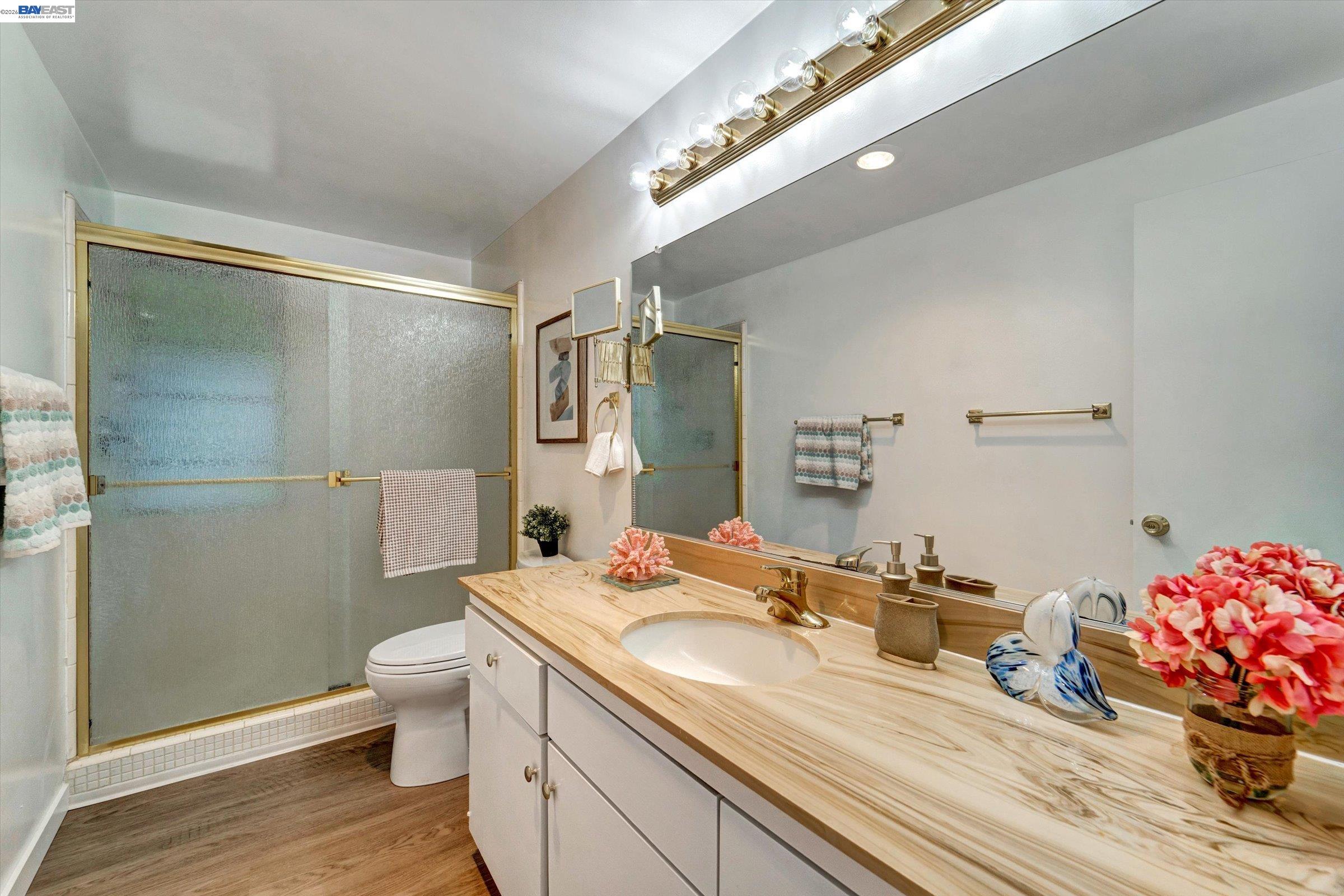 Detail Gallery Image 13 of 29 For 2767 Miradero Dr #C,  –,  CA 93105 - 3 Beds | 2 Baths