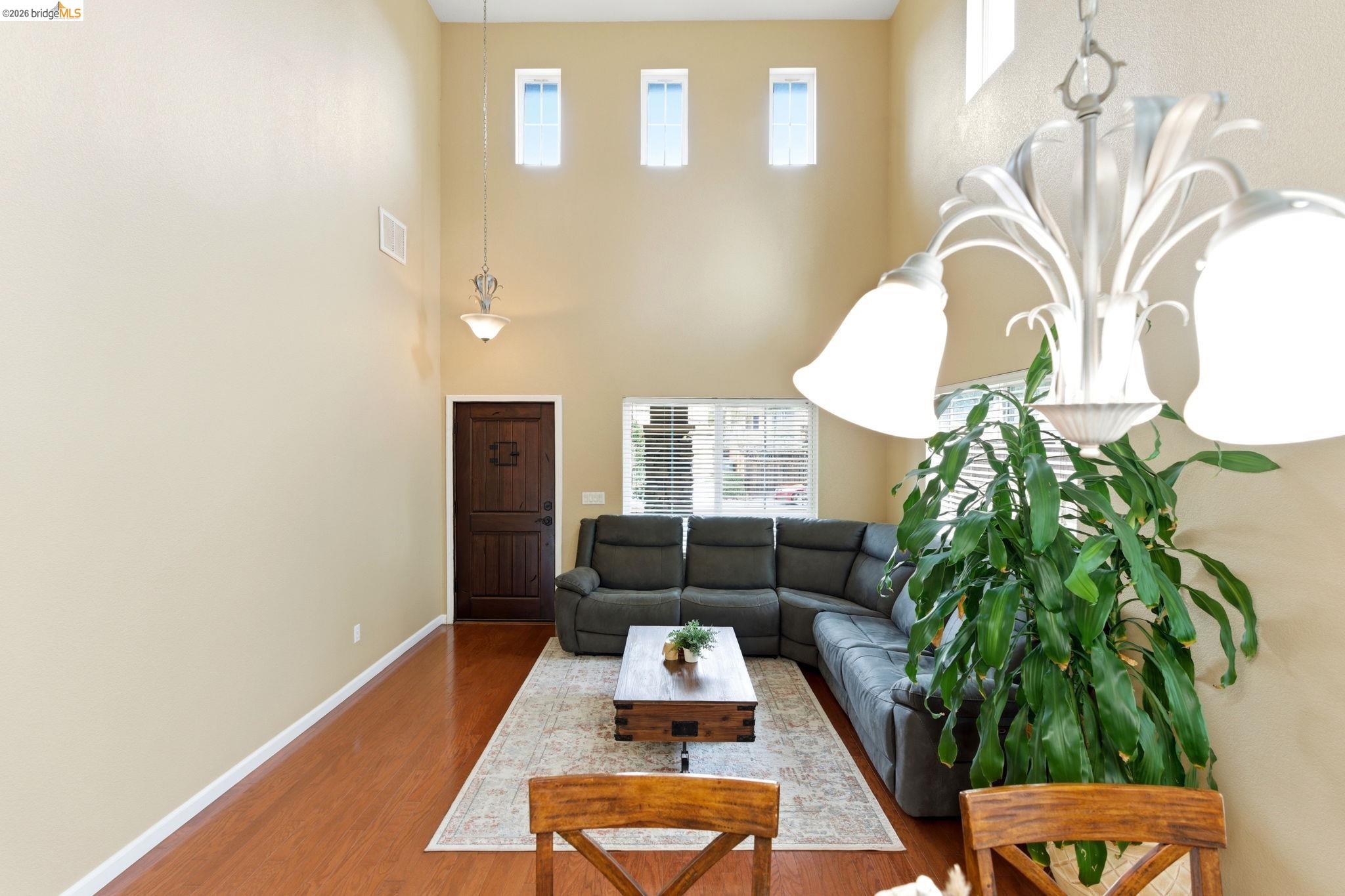 Detail Gallery Image 14 of 60 For 104 Genoa Way, Oakley,  CA 94561 - 4 Beds | 2/1 Baths