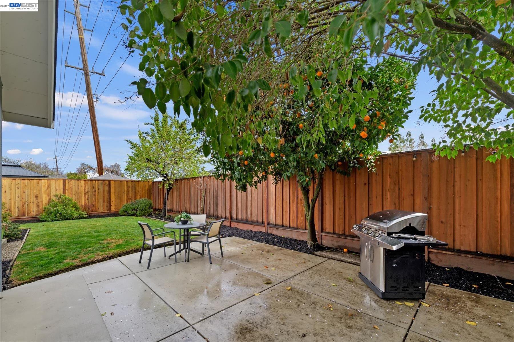 Detail Gallery Image 30 of 46 For 833 El Rancho Dr., Livermore,  CA 94550 - 3 Beds | 2 Baths