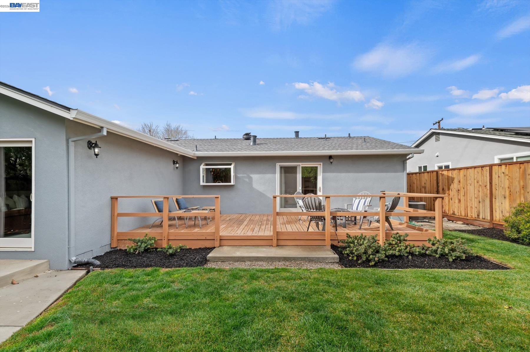 Detail Gallery Image 32 of 46 For 833 El Rancho Dr., Livermore,  CA 94550 - 3 Beds | 2 Baths